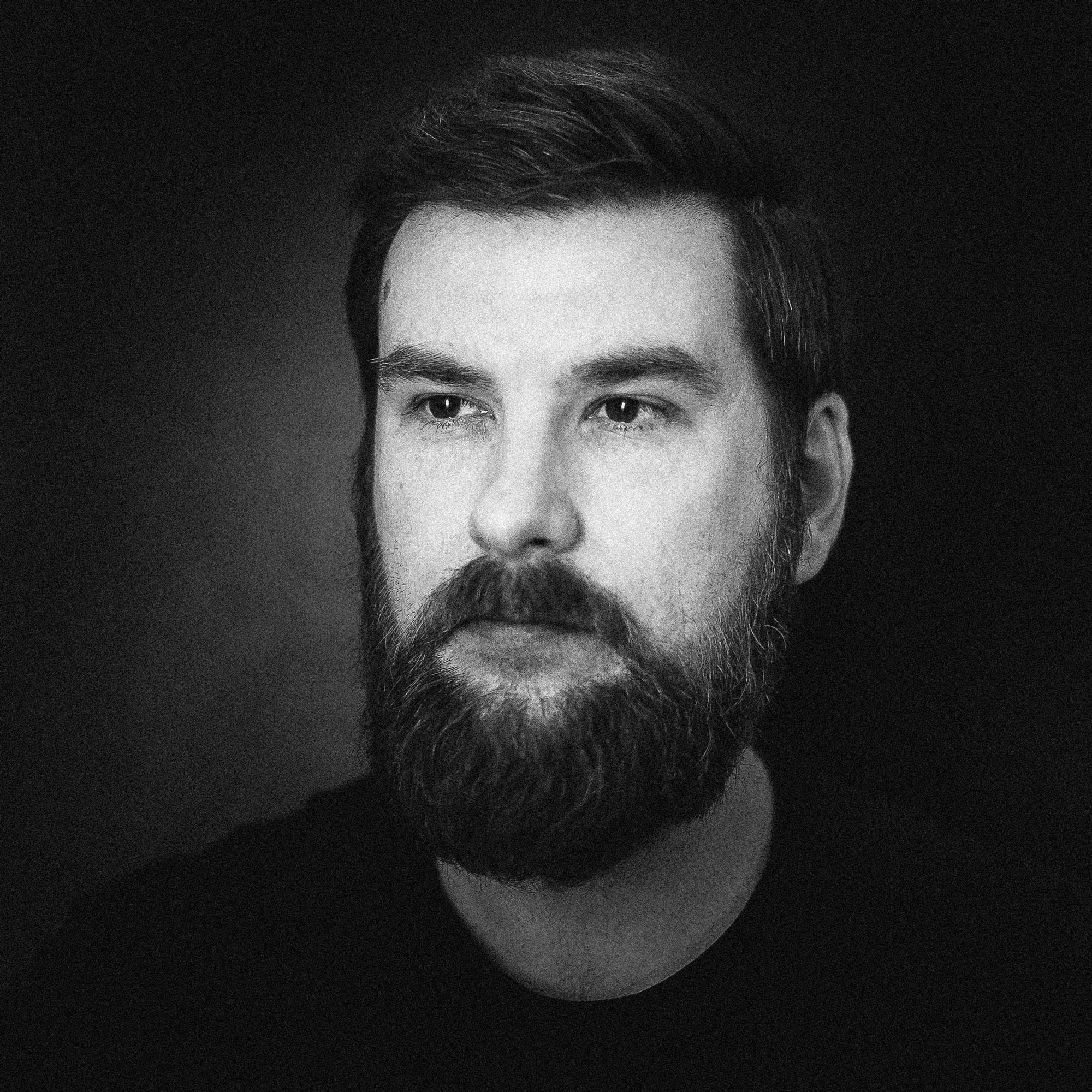 facial hair, black background, man, males, front view, body part, headshot, photography, contemplation, wearing, looking at camera, beard, studio shot, Phone HD Wallpaper