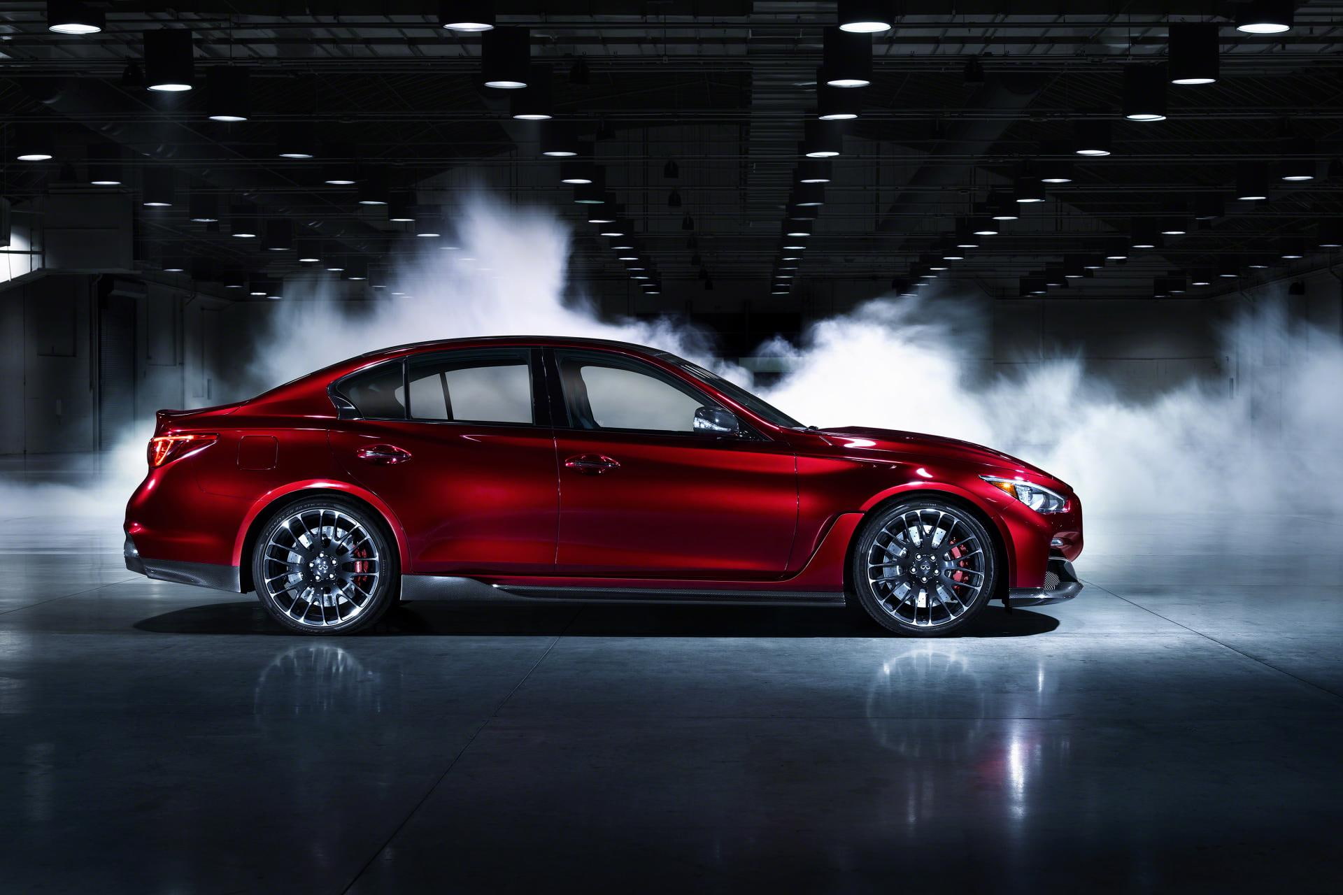 mode of transportation, motion, eau, q, motor vehicle, people, sports car, wet, qx, sedan, sign, speed, red, infiniti, car, wealth, blurred motion, 1080P, HD Wallpaper