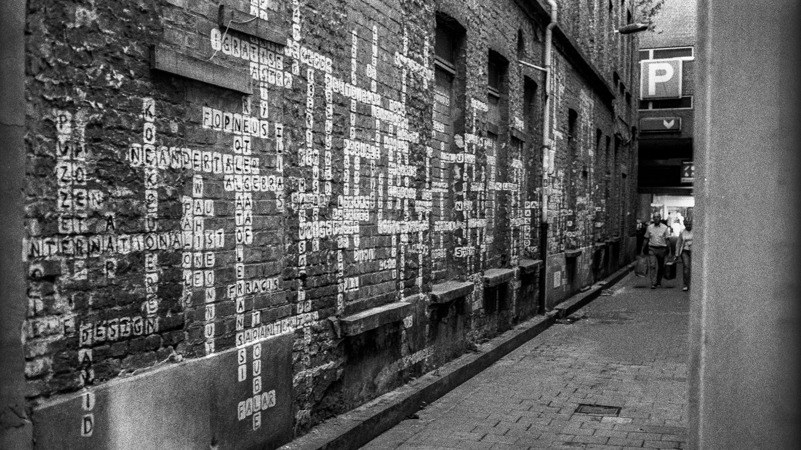monochrome, gent, built structure, internationalist, wall, abundance, analog, brick, architecture, transportation, 2K, the past, real people, yashica, HD Wallpaper