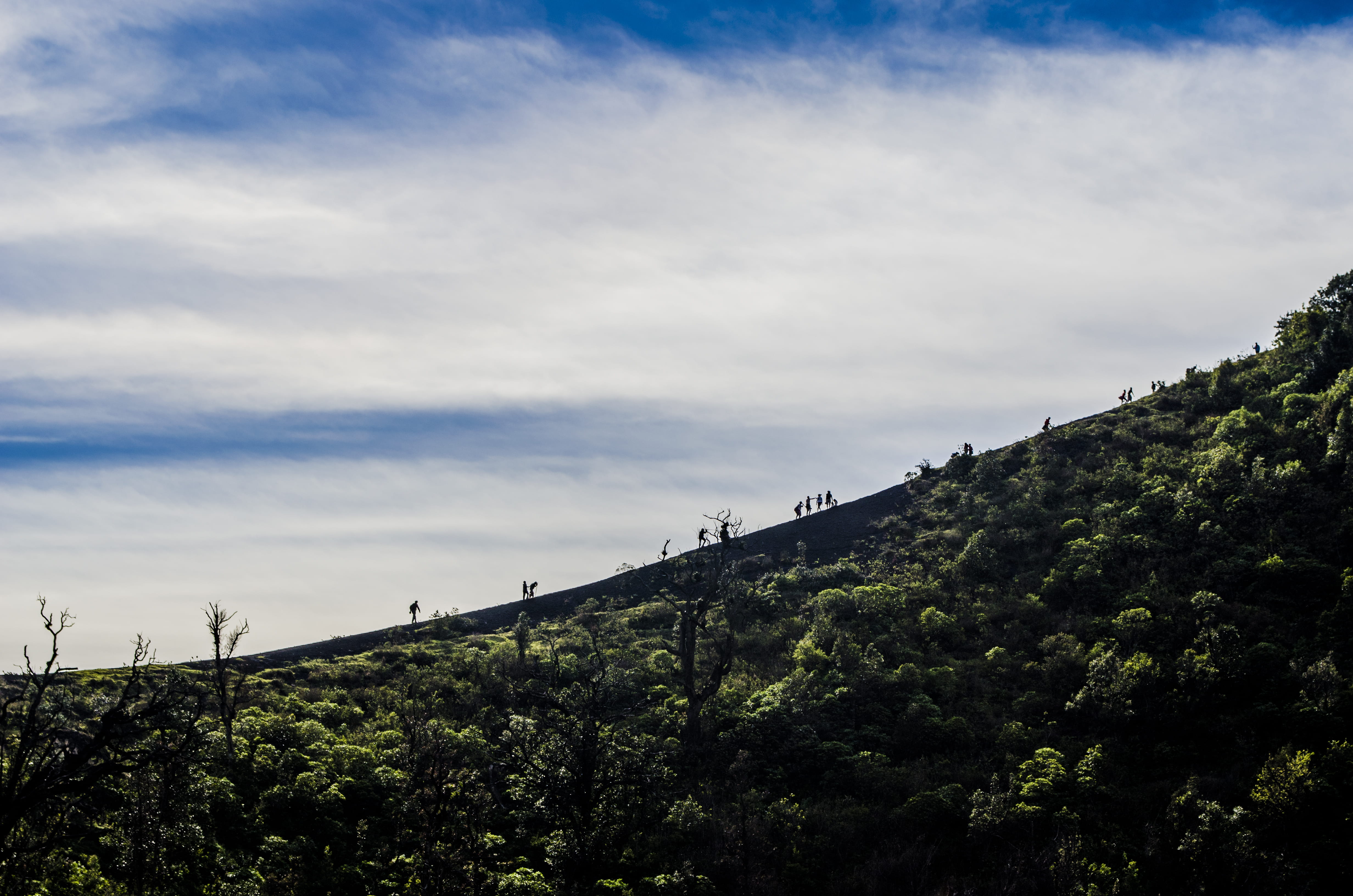 low angle view, siluetas, day, people, idyllic, beauty in nature, mountain, non-urban scene, volcano, 4K, explore, clouds, green color, scenics - nature, HD Wallpaper