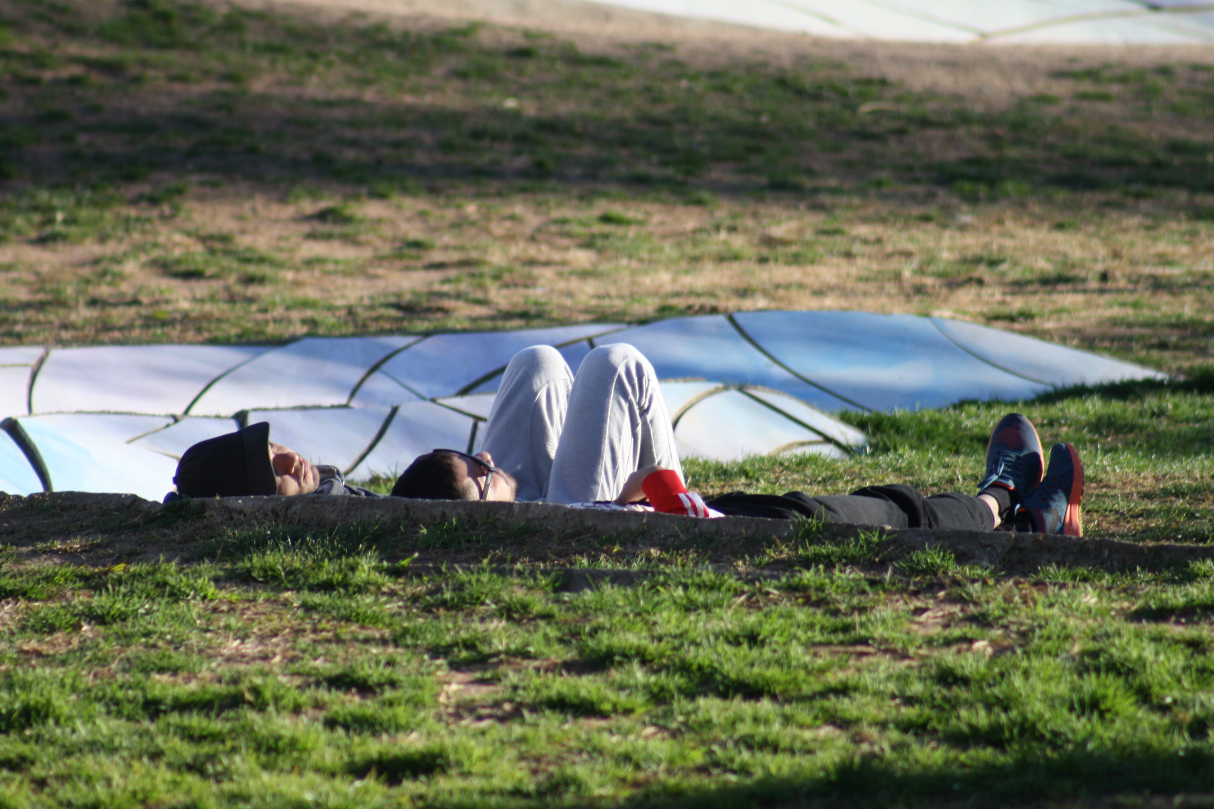 4K, verde, togetherness, real people, tent, couple, nature, mosaic work, transportation, park, estirados, plant, two people, camping, selective focus, HD Wallpaper