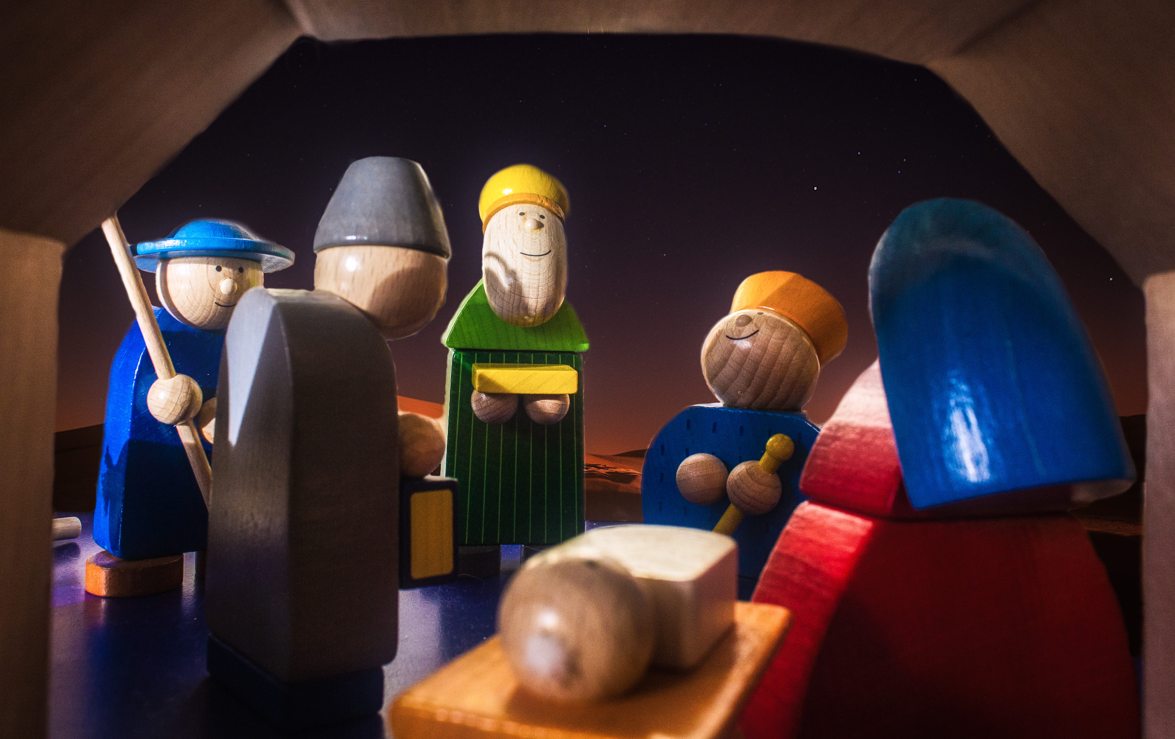 choice, three kings, christmas, craft, still life, studio shot, large group of objects, jesus, human representation, art and craft, table, close-up, indoors, HD Wallpaper