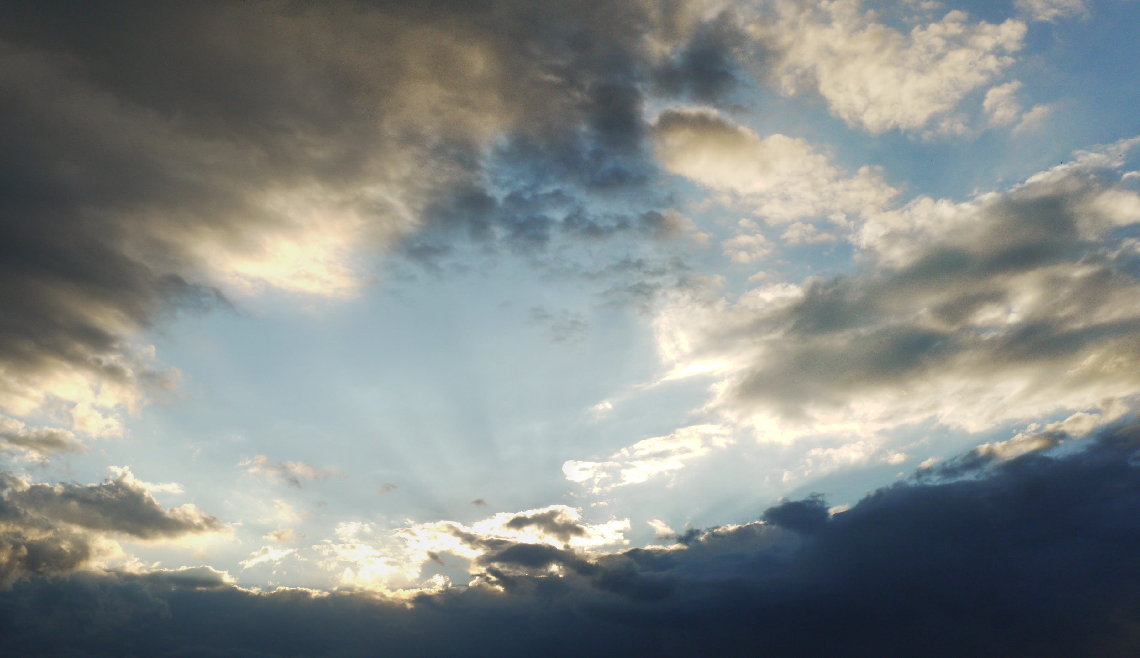environment, target, dark, scenics - nature, Sky, lighting, cloudscape, backgrounds, light - Natural Phenomenon, atmospheric, Sunbeam, light, dramatic Sky, HD Wallpaper