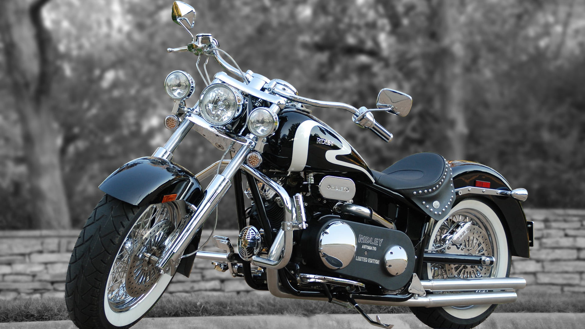 mode of transportation, stationary, close-up, racing, chrome, engine, land vehicle, scooter, road, wheel, parking, motor, motorcycle, car, street, day, HD Wallpaper