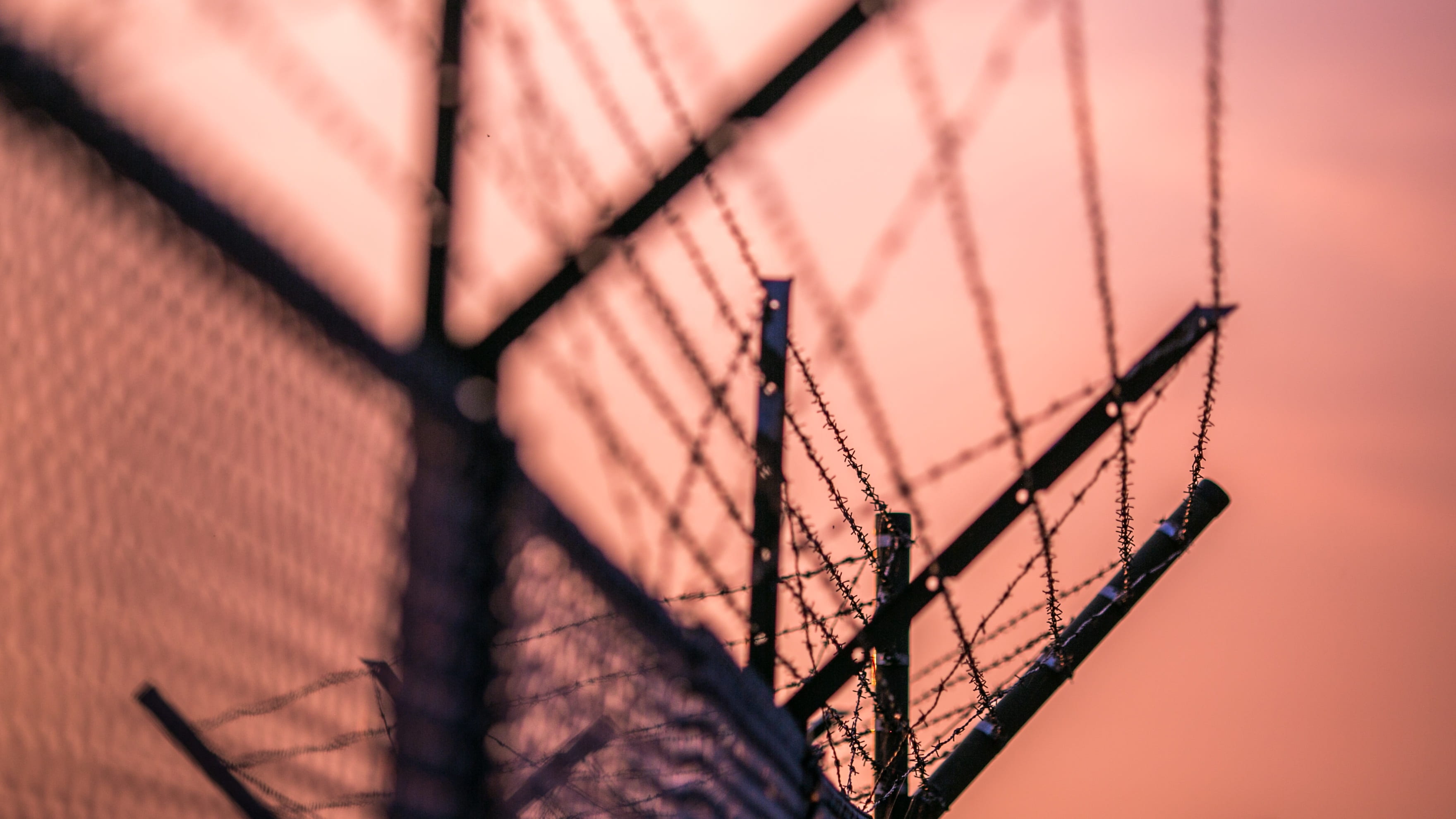 chainlink fence, barbed, low angle view, built structure, barbed wire, no people, security, mode of transportation, sailing ship, sky, city, sunset, architecture, HD Wallpaper