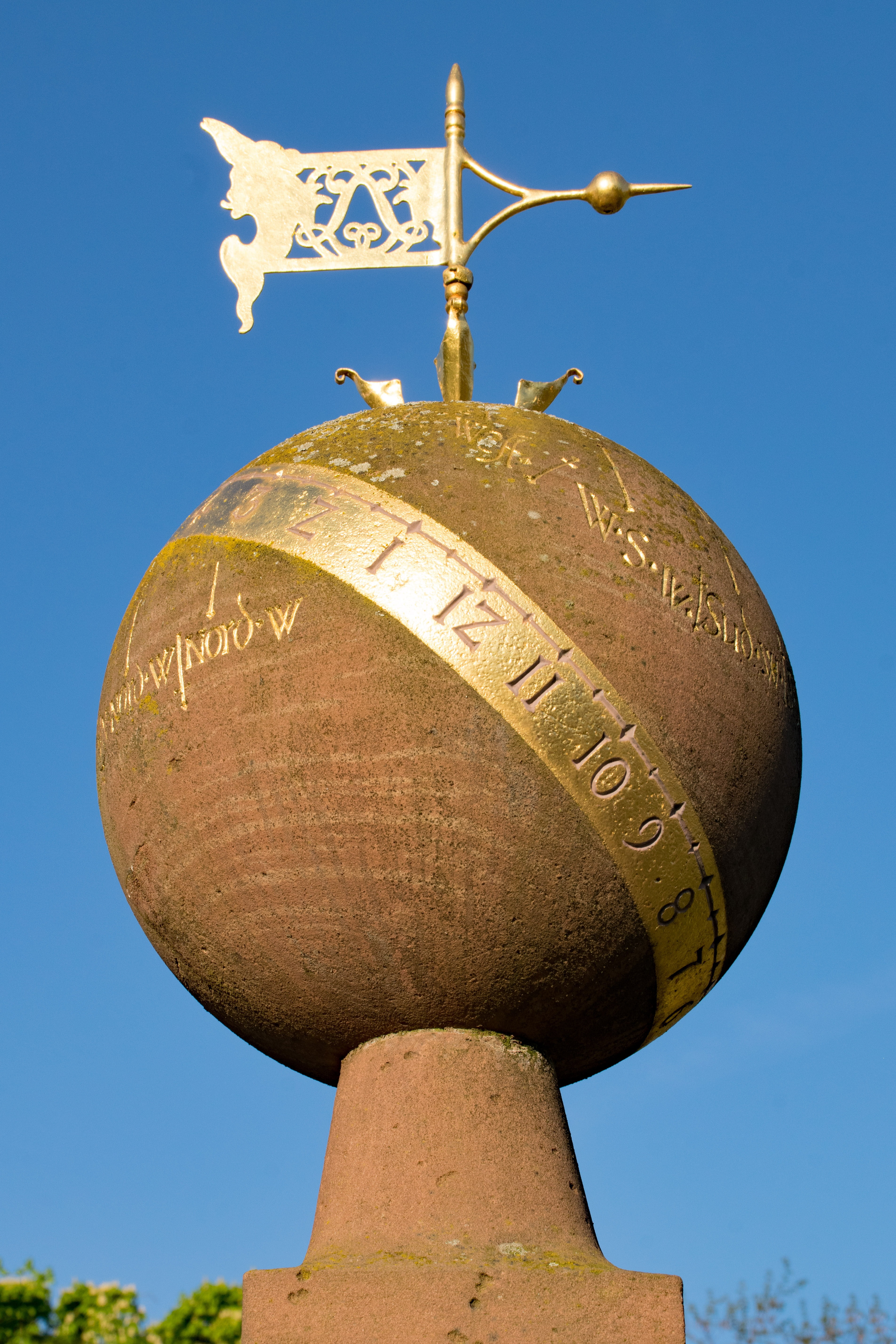 directional sign, no people, sundial, arrow symbol, guidance, ball, germany, weather station, information, sign, metal, nature, art, prince georgs-garden, Phone HD Wallpaper