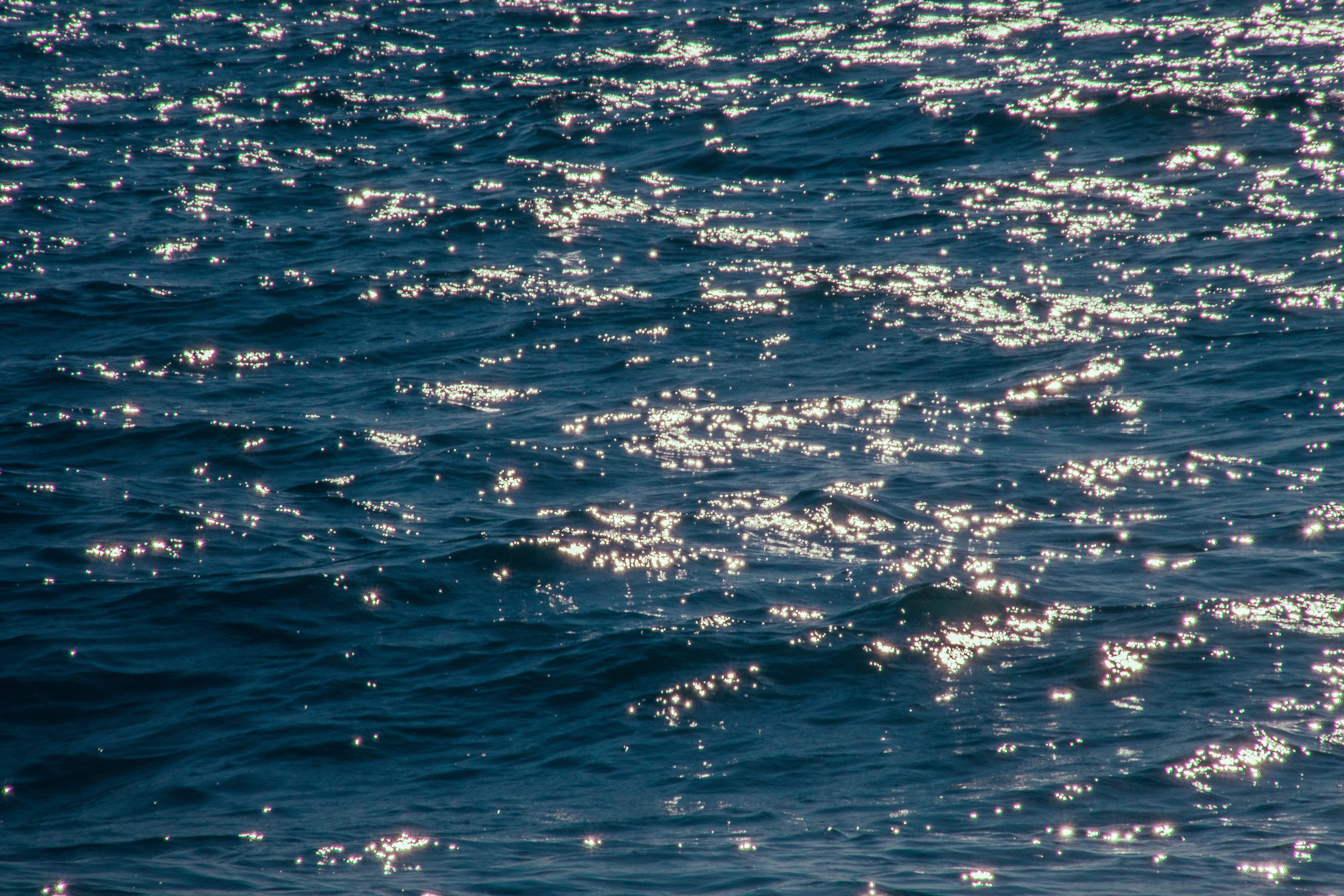 tsunami, tranquility, ripple, day, waterfront, full frame, backgrounds, sunlight, motion, sea waves, pindtung, no people, sun, reflection, sunset, scenics - nature, HD Wallpaper