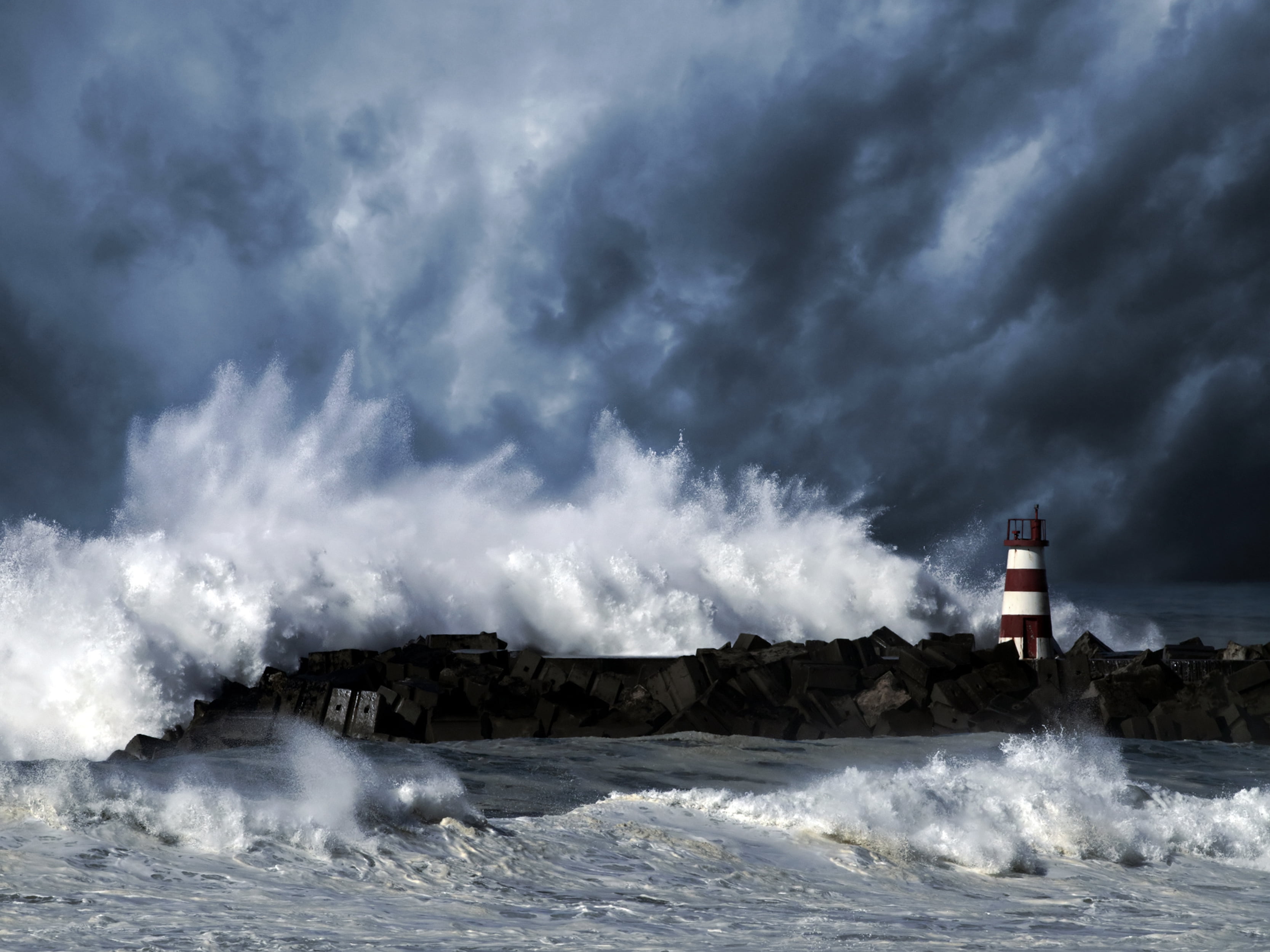 light - Natural Phenomenon, beacon, scenics, lighthouse, seascape, power in nature, white, hurricane - Storm, tide, tsunami, porto District - Portugal, HD Wallpaper
