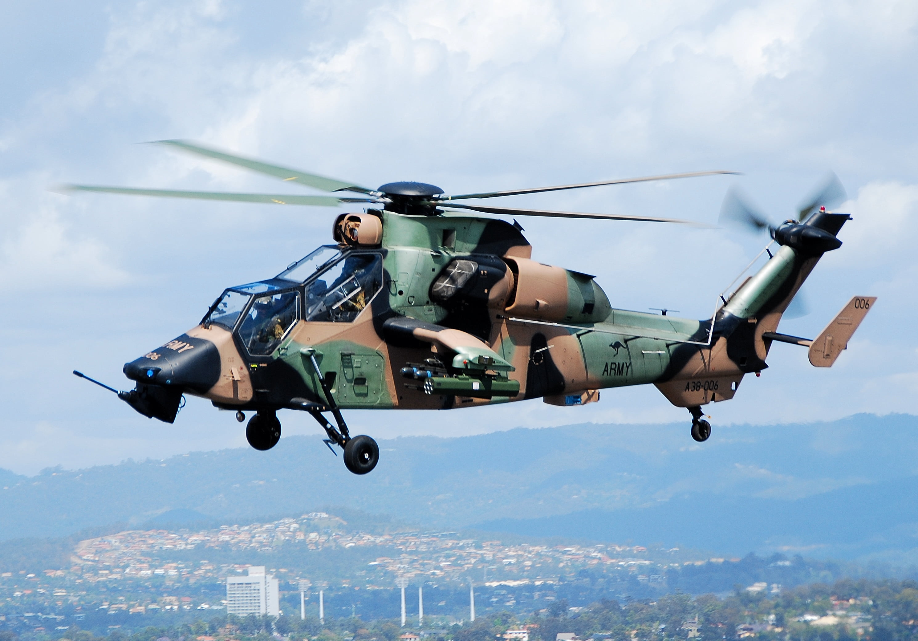 2K, airplane, aircraft Wing, air, mid-air, army, motion, war, military, sky, on the move, outdoors, power, military Helicopter, propeller, cloud - Sky, HD Wallpaper