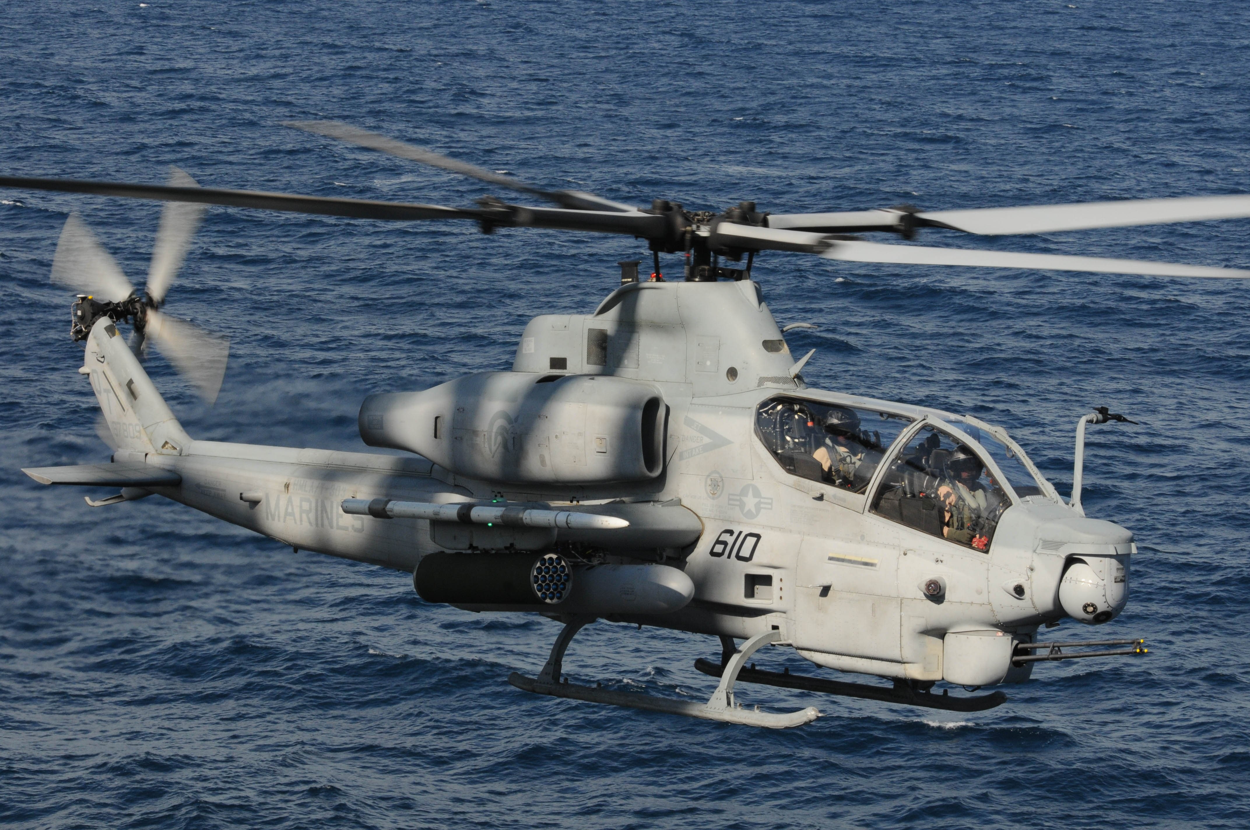 helicopter, aircraft, military, ah 1z, 4K, HD Wallpaper