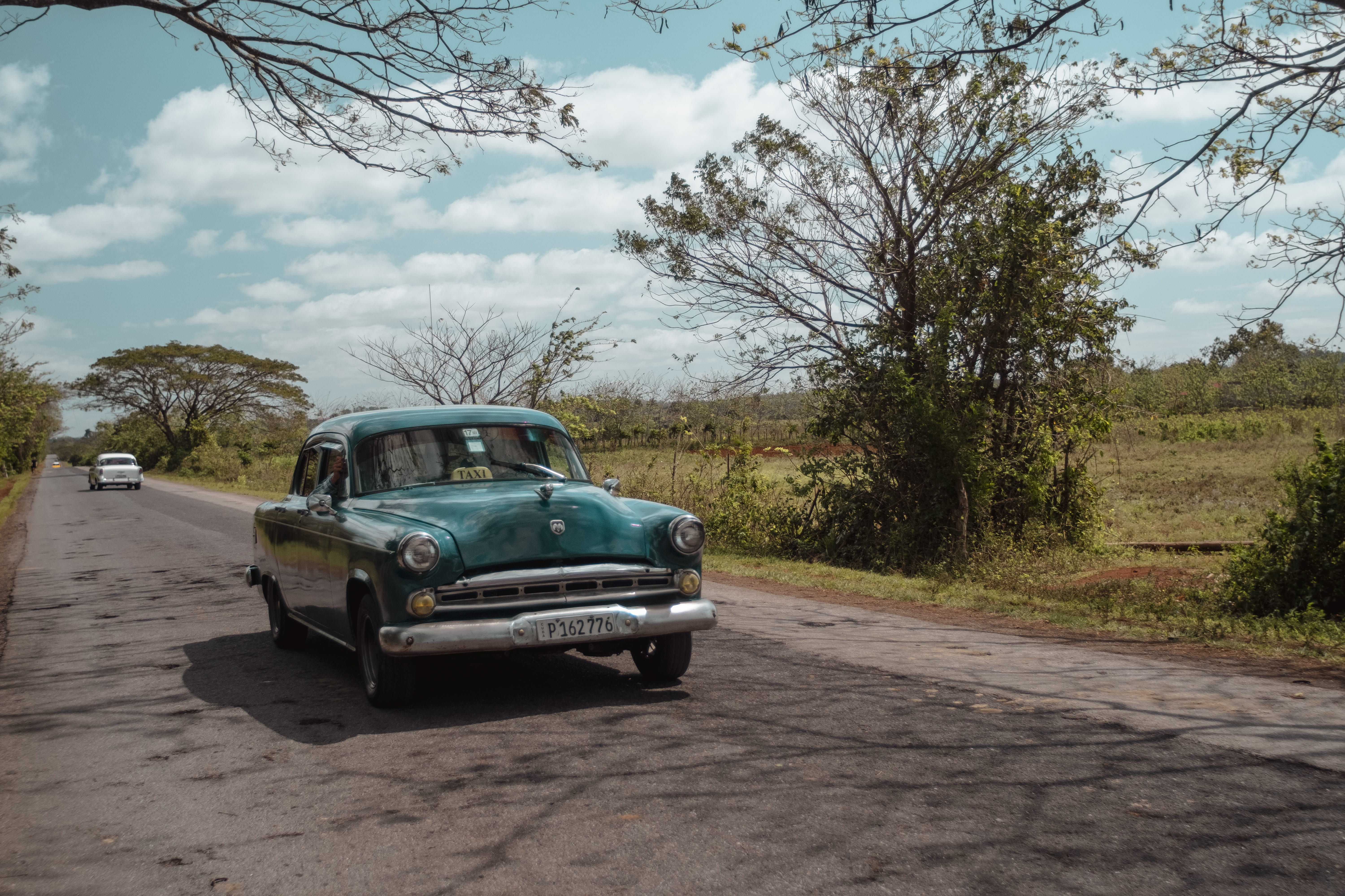vintagelens, viñales, sky, road, travel, mode of transportation, old, tree, horse ride, automobile, stationary, land, green, come down, coupe, vintage, HD Wallpaper