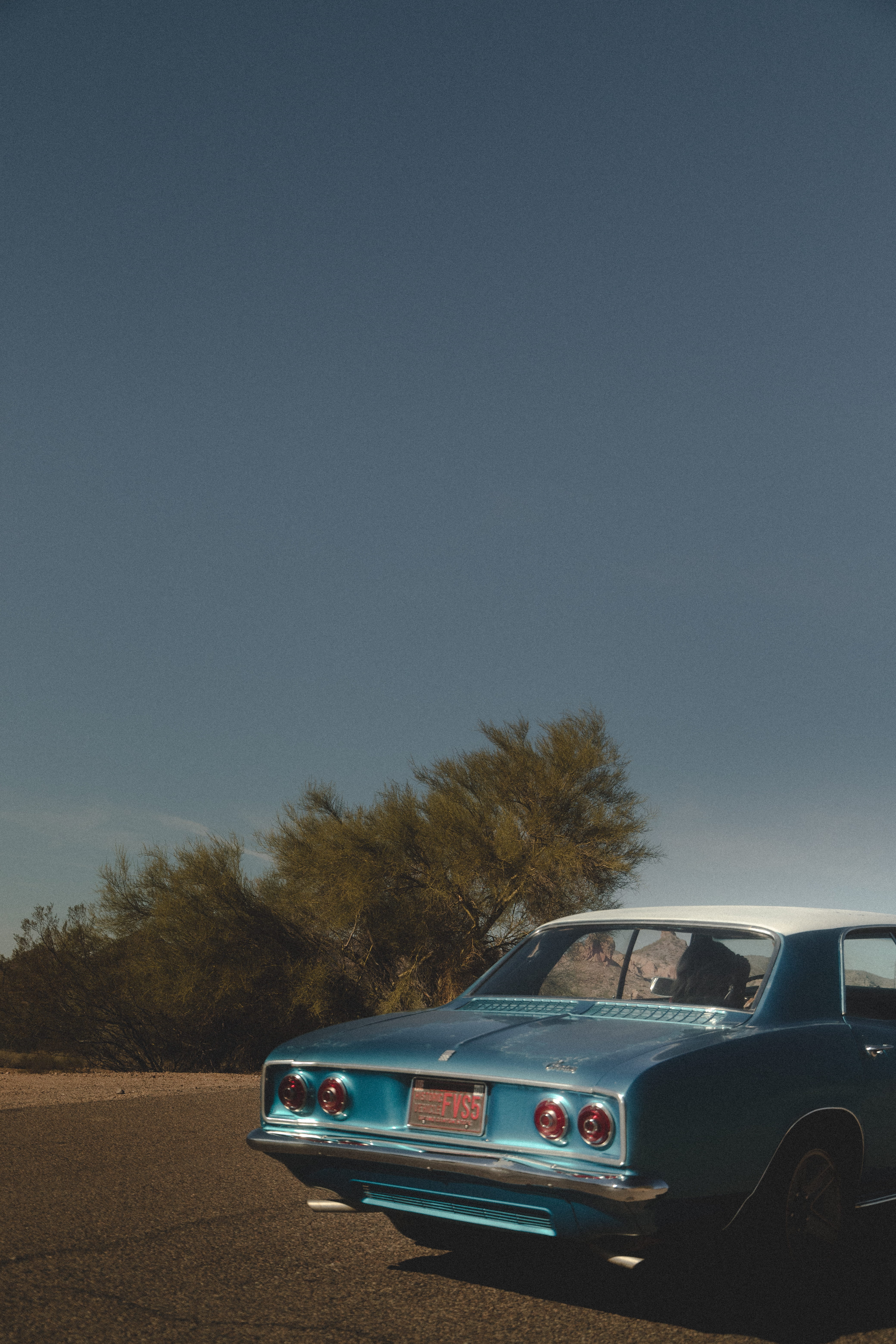 transportation, wilderness, land, car, retro styled, classic, blue, desertroad, field, vintage, road, copy space, chevy, mode of transportation, desert, Phone HD Wallpaper