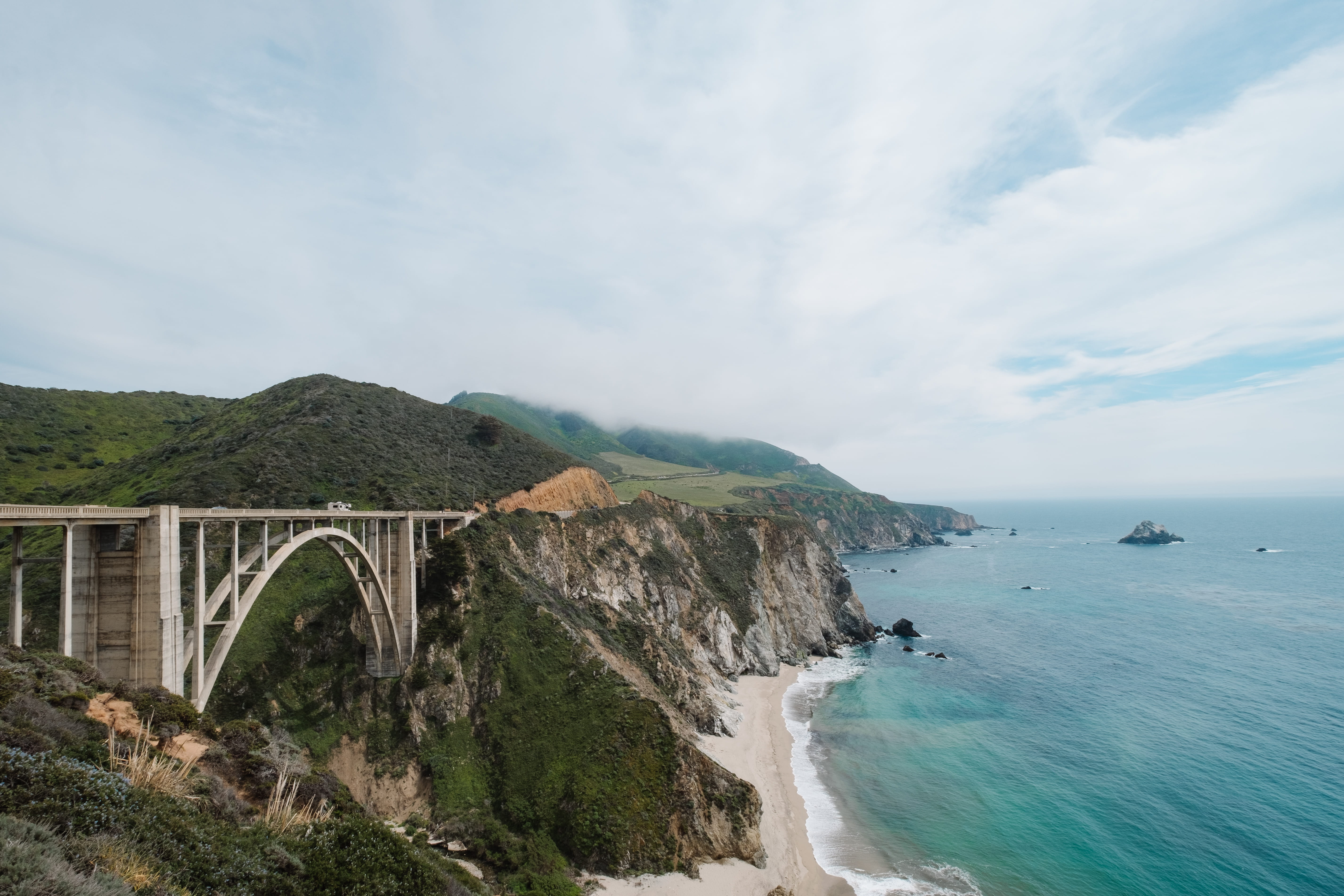 sea, travel Destinations, shore, travel, nature, summer, beach, cliff, pacific Coast Highway, sand, bridge - Man Made Structure, fog, bridge, atlantic Ocean, HD Wallpaper