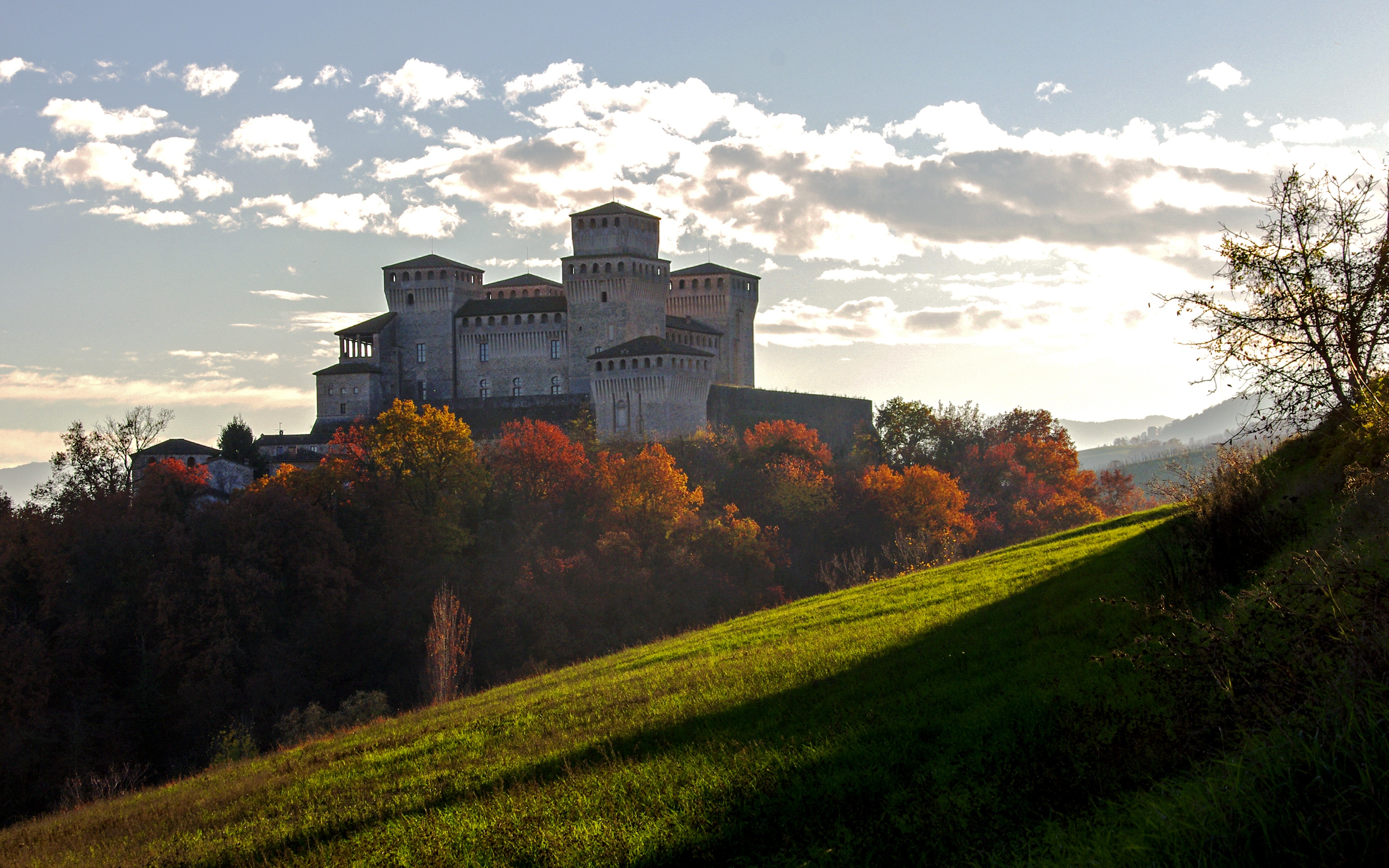 outdoors, italy, gray, castle, daytime, day, tree, fortification, sky, history, plant, emilia romagna, scenics - nature, castle toasting, middle ages, langhirano, HD Wallpaper