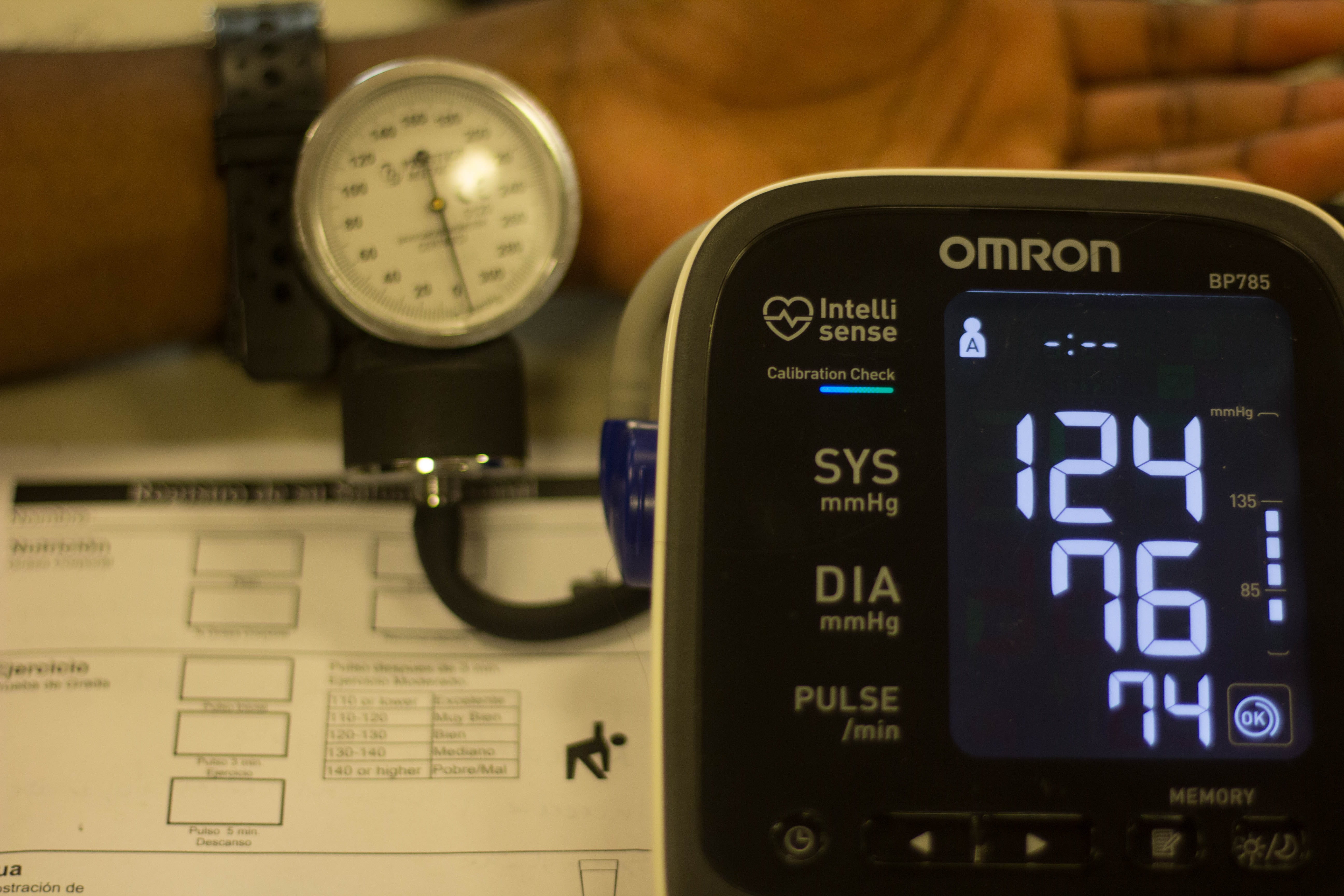 instrument of measurement, monitor, pressure, control panel, digital display, digital, meter - instrument of measurement, number, accuracy, sphygmomanometer, HD Wallpaper