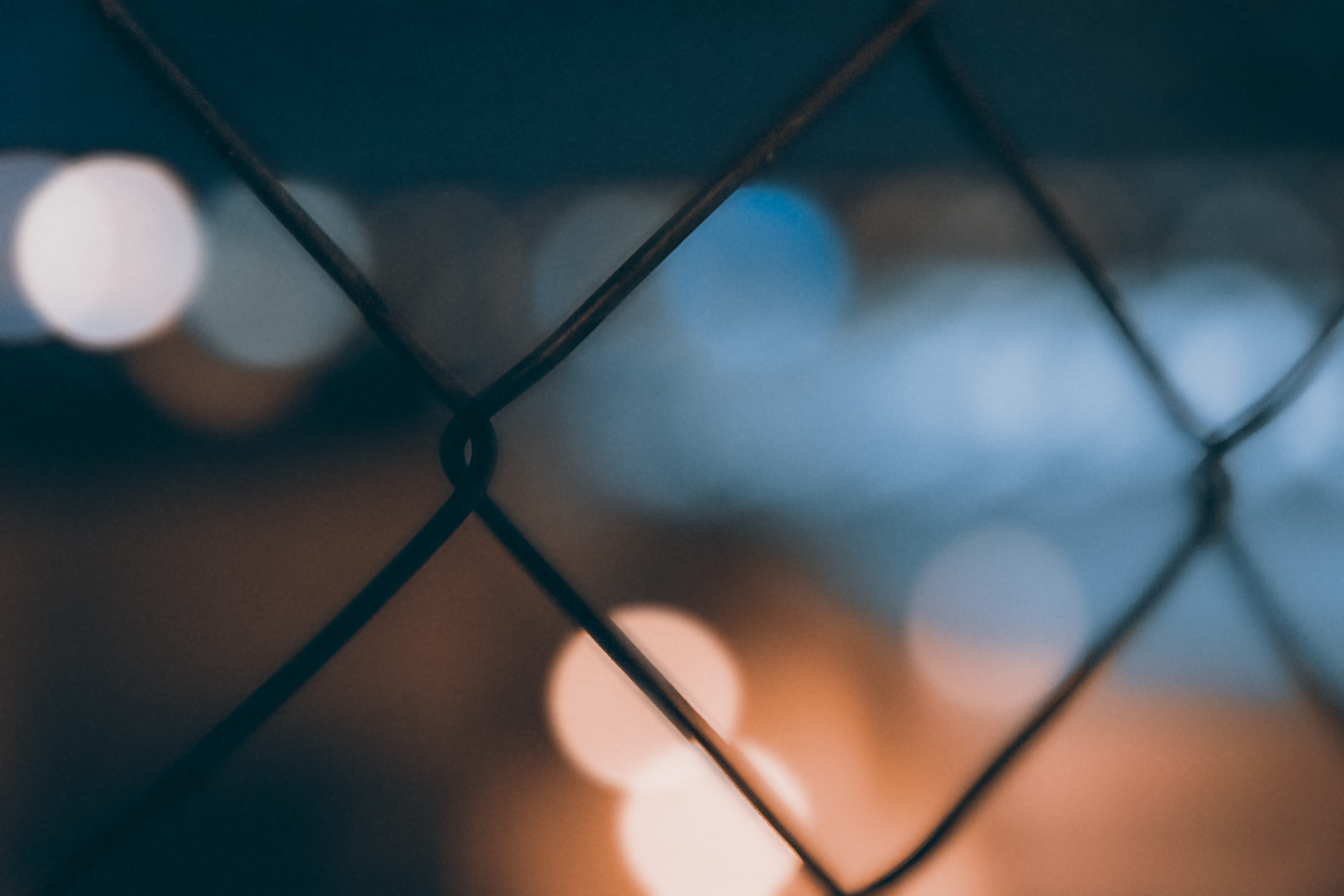 light, city, close-up, out of focus, chainlink fence, blurred, outdoors, metal, nature, dark, focus, safety, backgrounds, fence, no people, selective focus, HD Wallpaper