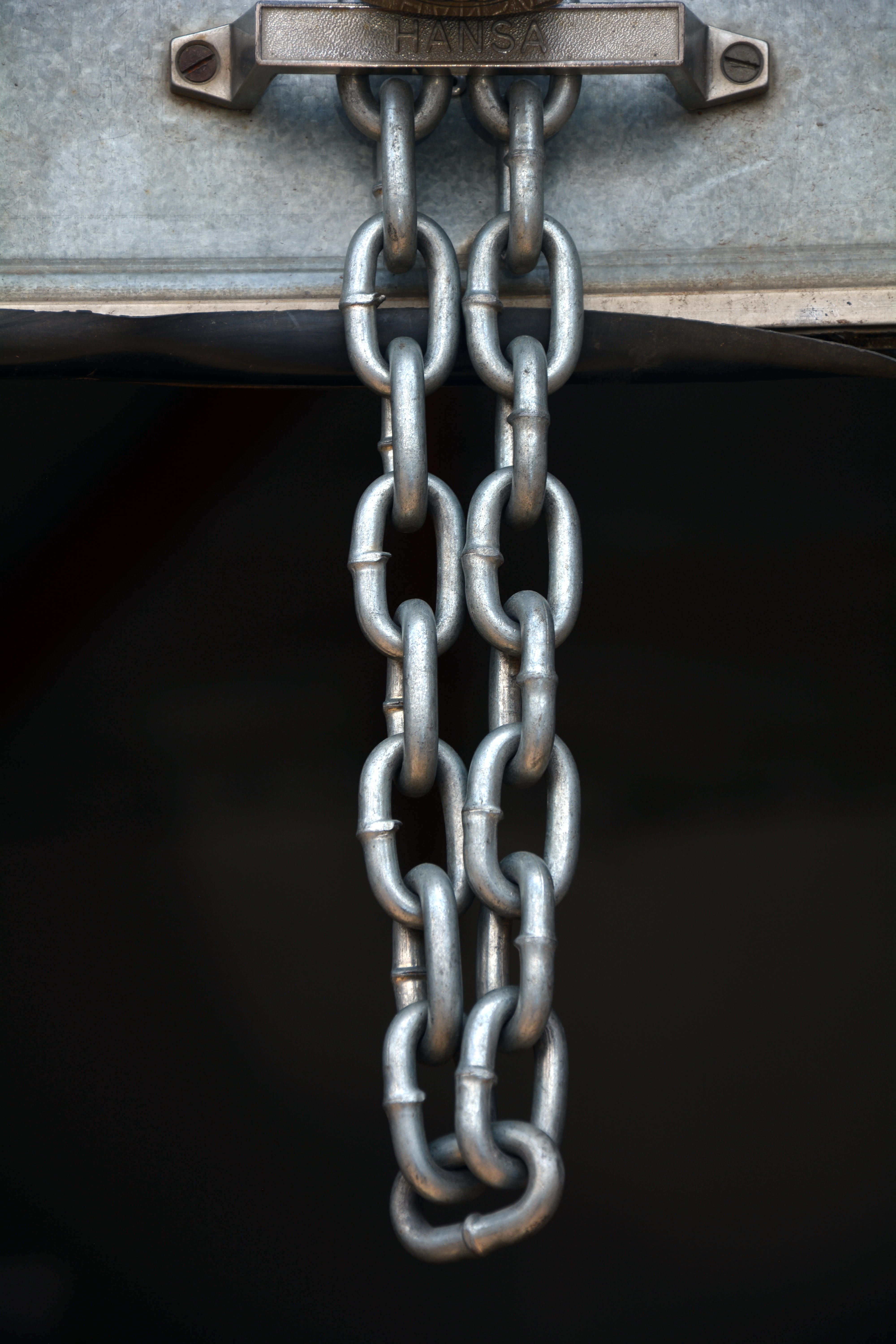 pattern, studio shot, safety, textured, alloy, iron, close-up, day, Safe, connection, protection, Hanging, single object, steel, no people, silver colored, Phone HD Wallpaper