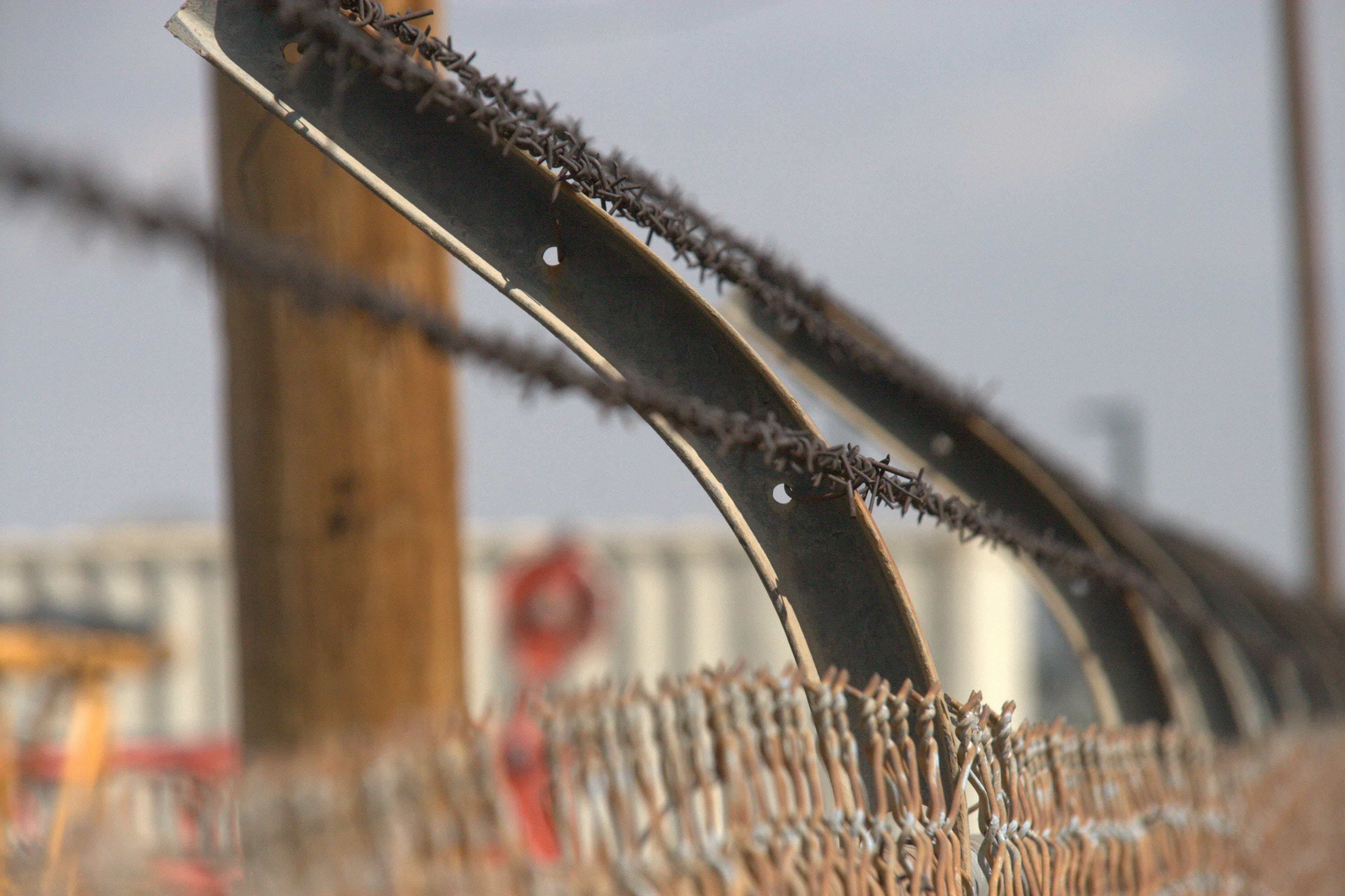 history, private, border, defense, food and drink, hanging, steel, security, danger, barrier, damaged, wire, industry, machinery, equipment, work tool, HD Wallpaper