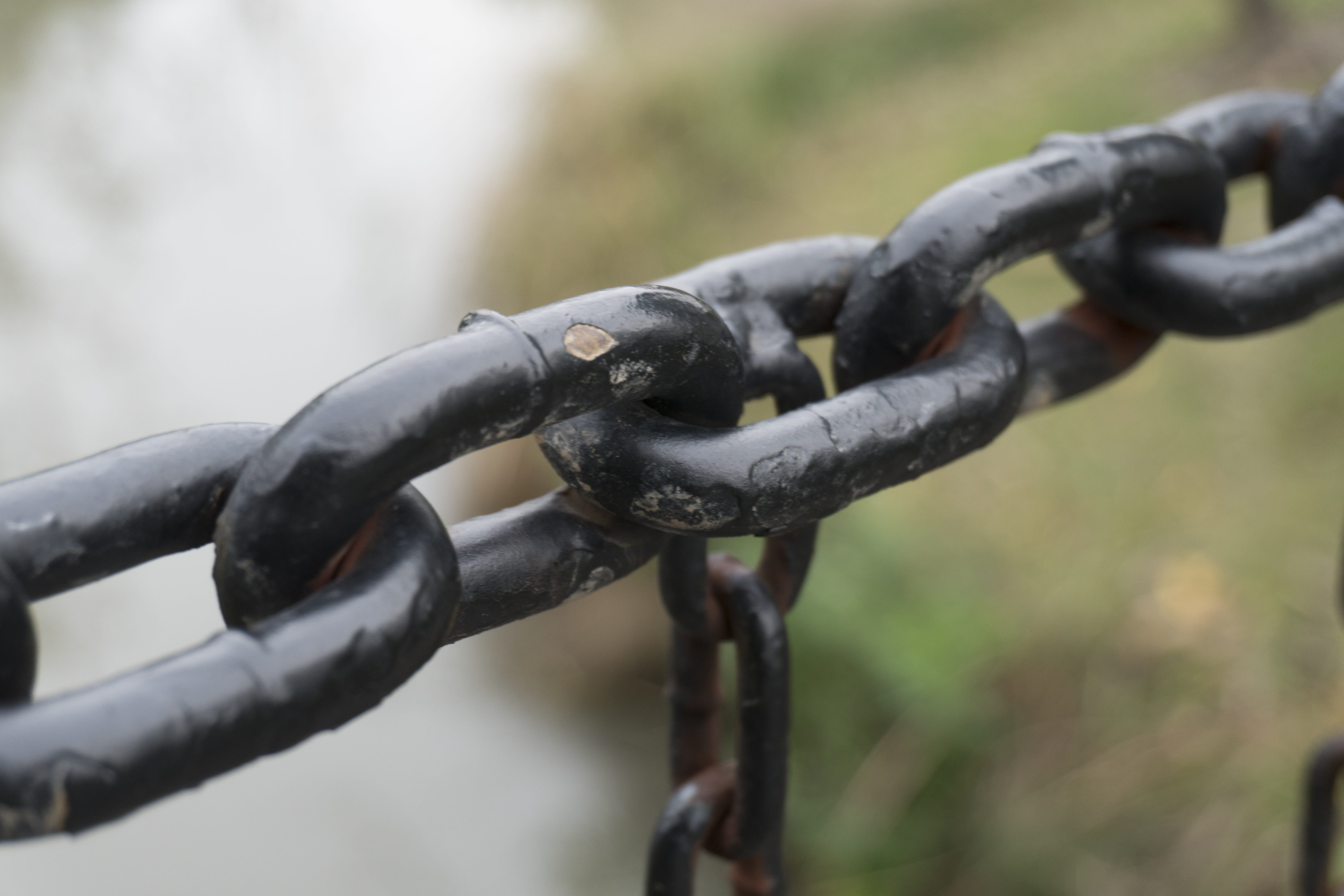 rusty, link, old, iron - metal, security, macro, focus on foreground, outdoors, strength, rust, protection, iron, strong, lock, 5K, nature, selective focus, HD Wallpaper