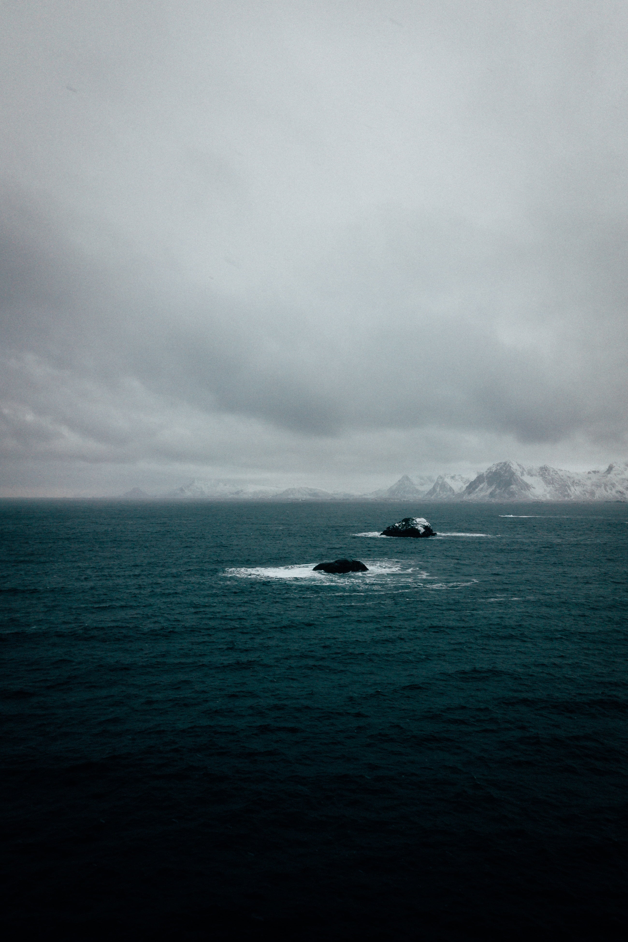 no People, atlantic Ocean, overcast, wave, motion, storm, cliff, antarctica, tranquility, water, mountain, fog, nature, landscape, environment, ocean, horizon over water, Phone HD Wallpaper