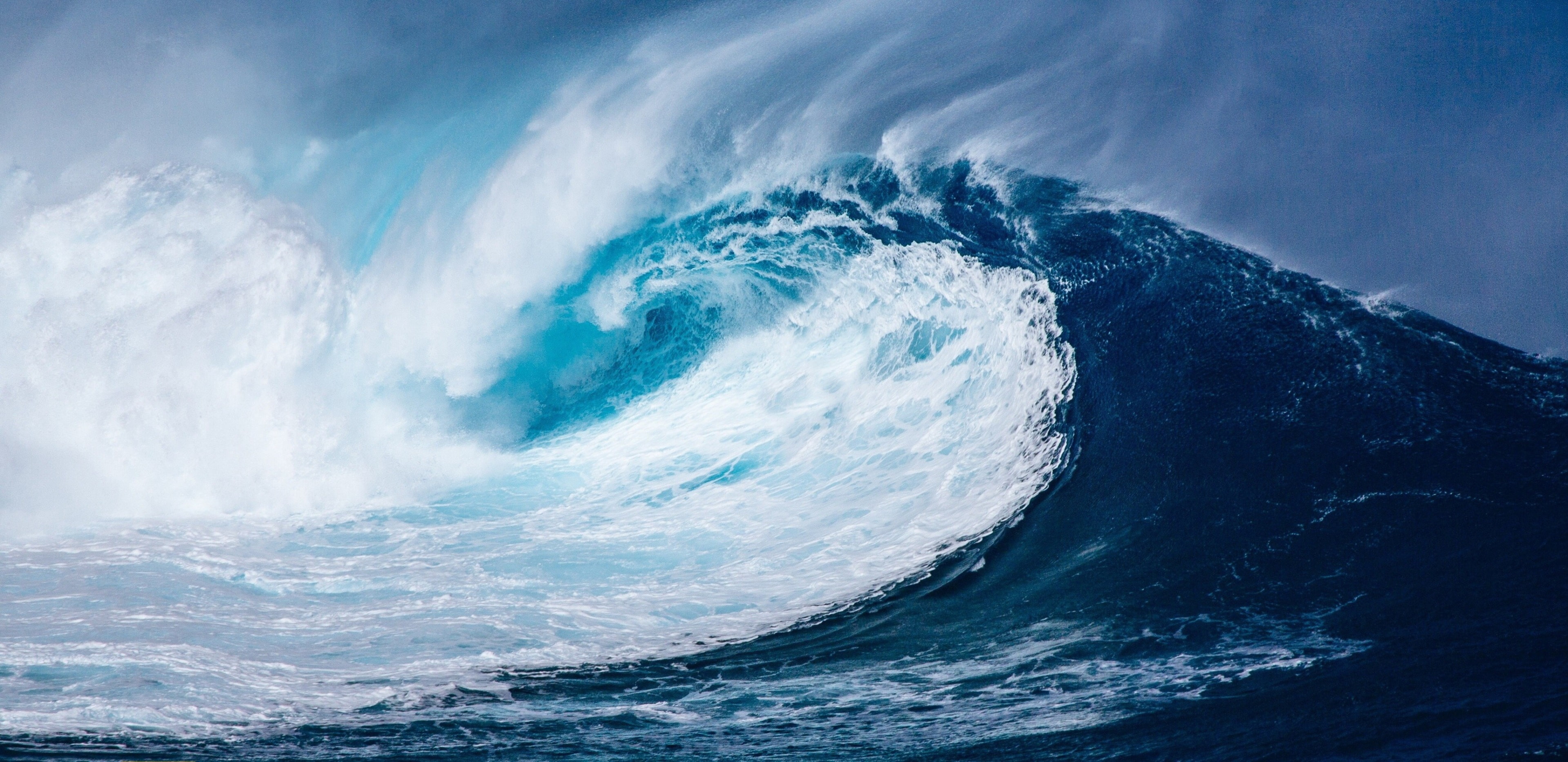 wave 4k  high def, nature, water, power, outdoors, sea, storm, blue, environment, no people, wind, wave, motion, power in nature, aggression, sky, 4K, HD Wallpaper