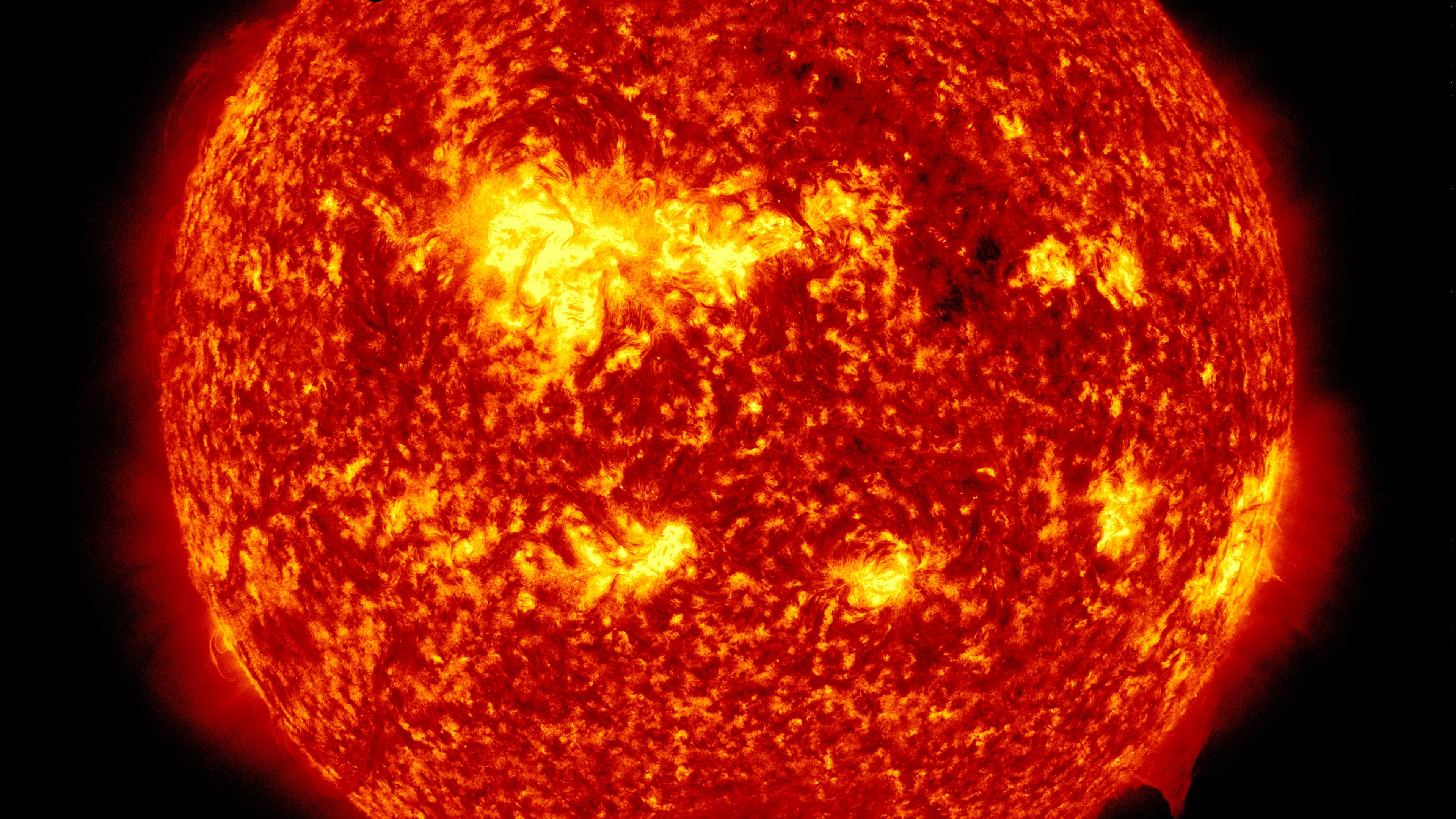 burning, sun, science, black background, star - space, sphere, geometric shape, star, glowing, circle, technology, fire, no people, inferno, solar flare, HD Wallpaper