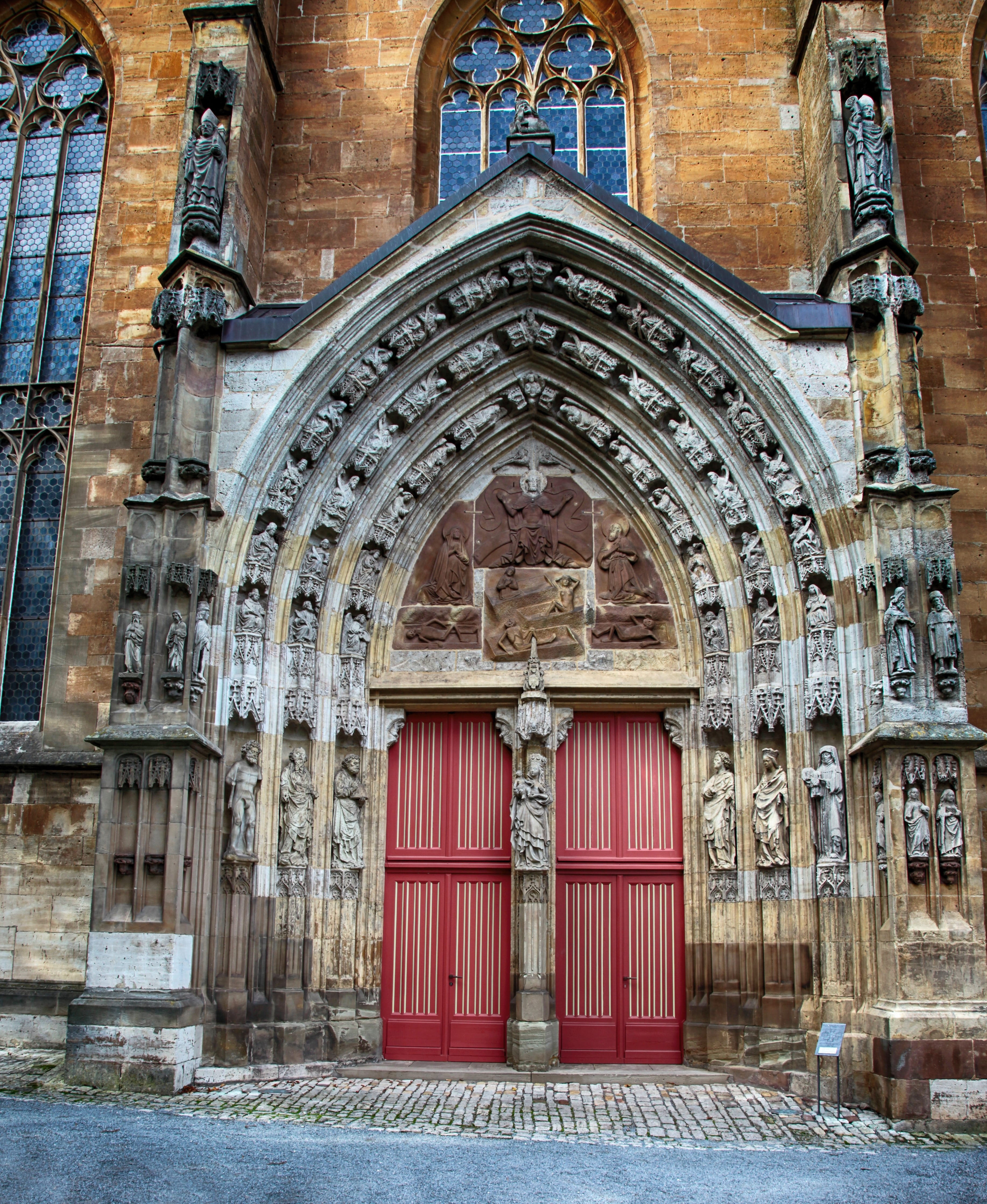 architecture, architectural style, ornament, entrance, ornate, art, decorated portal, religion, no people, wood, red, columnar, arch, 4K, built structure, Phone HD Wallpaper