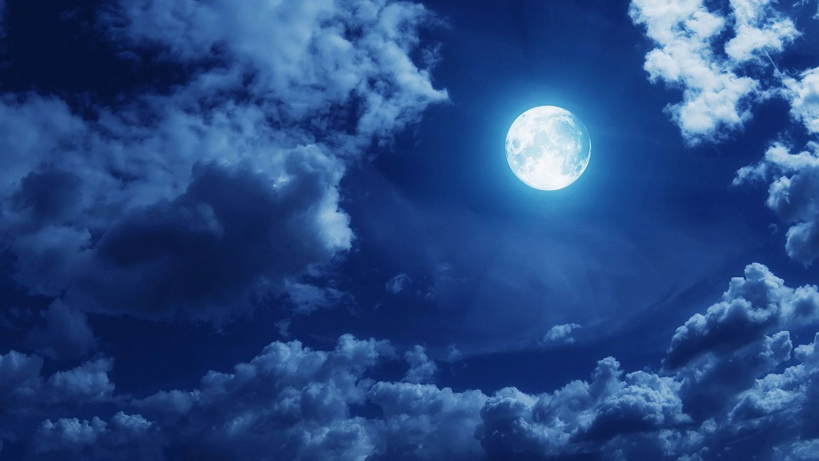 moonlight, overcast, cloud - sky, outdoors, clouds, cloudscape, backgrounds, dark blue, blue, dramatic sky, astronomy, nature, 720P, scenics - nature, HD Wallpaper