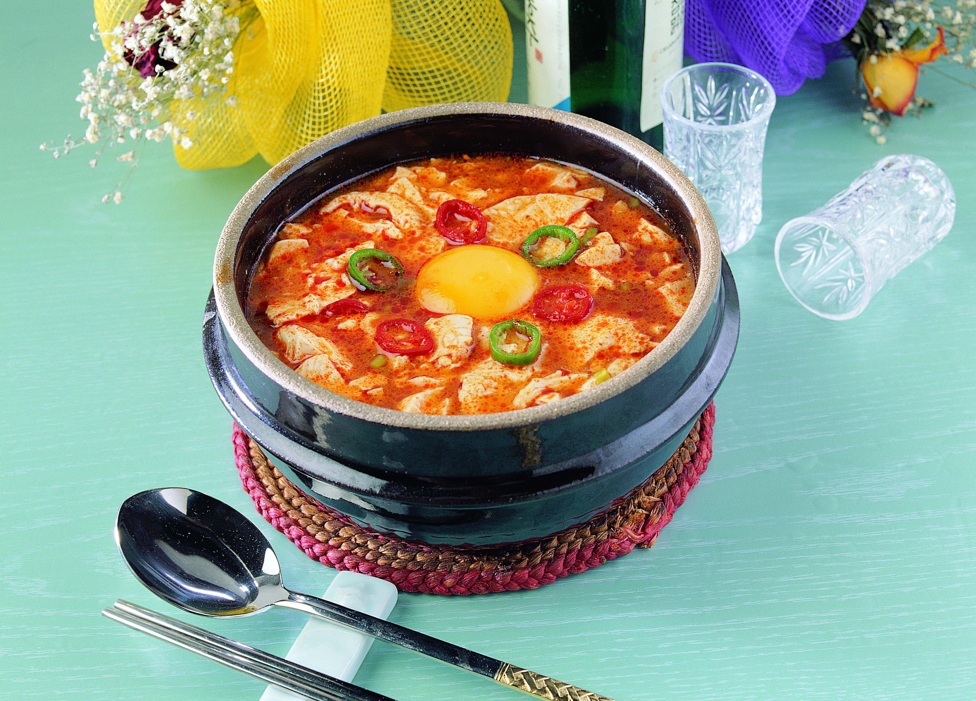 vegetable, onion, 2K, fruit, egg, soup, healthy Eating, spice, cooked, wellbeing, wood - Material, table, heat - Temperature, dish, dinner, herb, chopsticks, HD Wallpaper