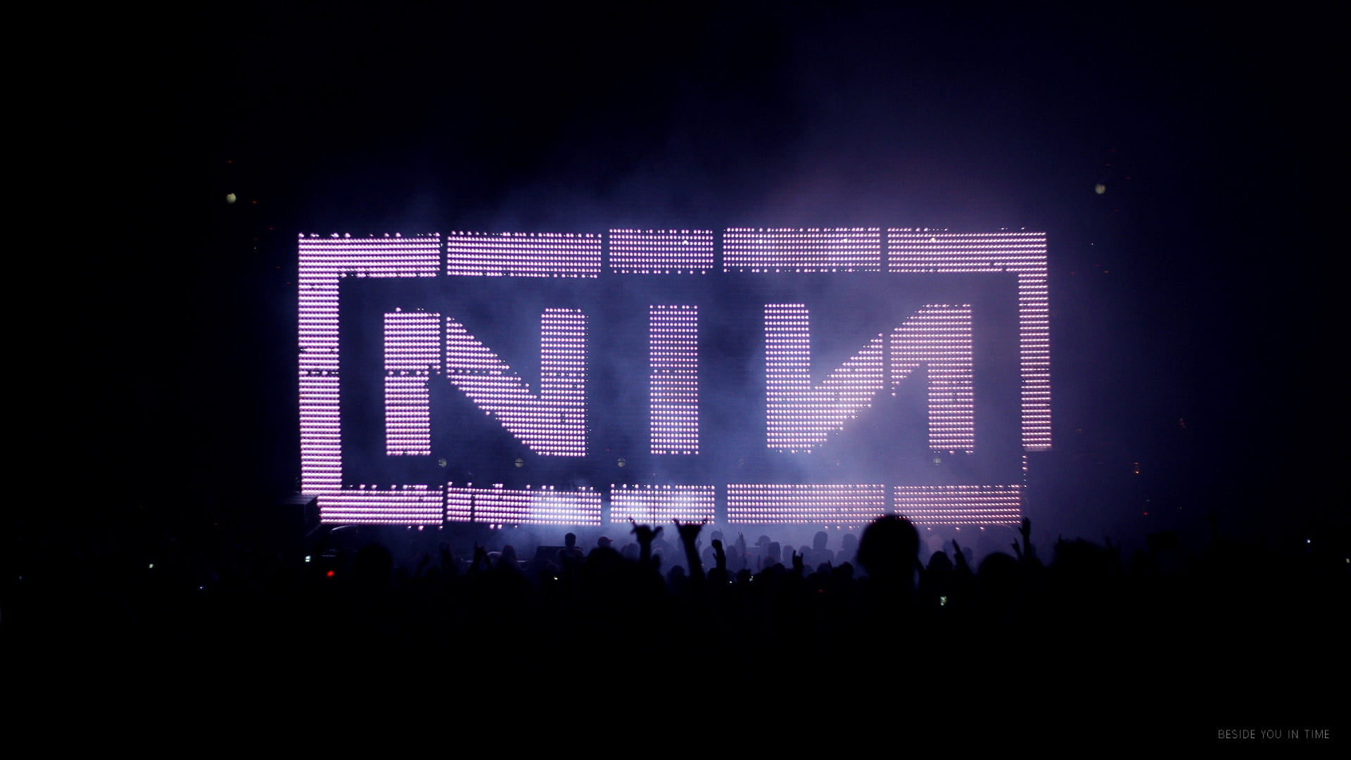 performance, building exterior, dark, business, logo, glowing, black, concert, architecture, city Life, lighting Equipment, sign, purple, real people, illuminated, HD Wallpaper