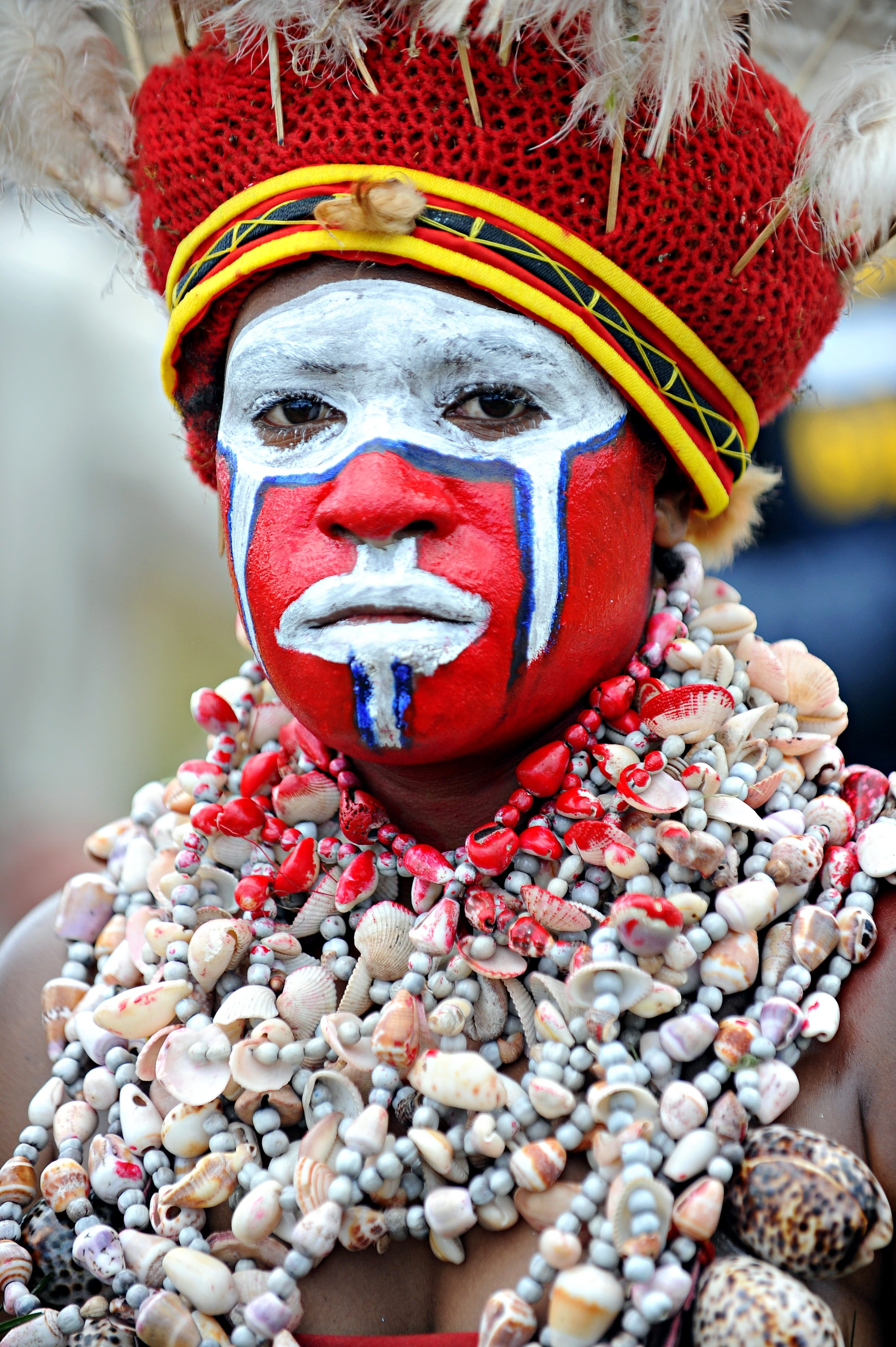 papua, clothing, art and craft, mask - Disguise, new, guinea, religion, sculpture, Guinea, cultures, human representation, representation, Papua, show, Phone HD Wallpaper