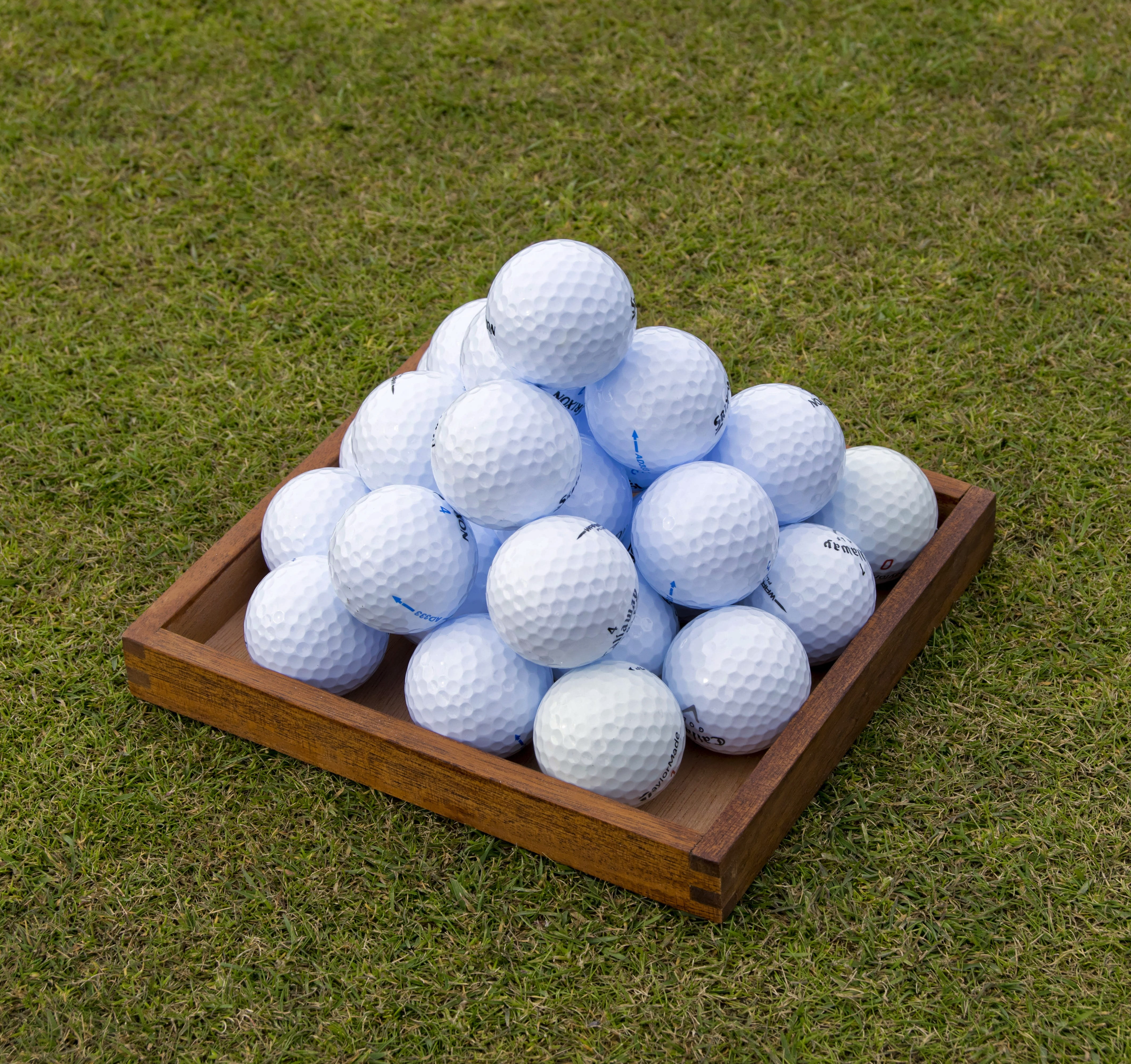 food, outdoors, green, club, golf Ball, blue, plant, Practice, sport, grass, golfing, day, golfball, large group of objects, game, field, Balls, recreation, HD Wallpaper