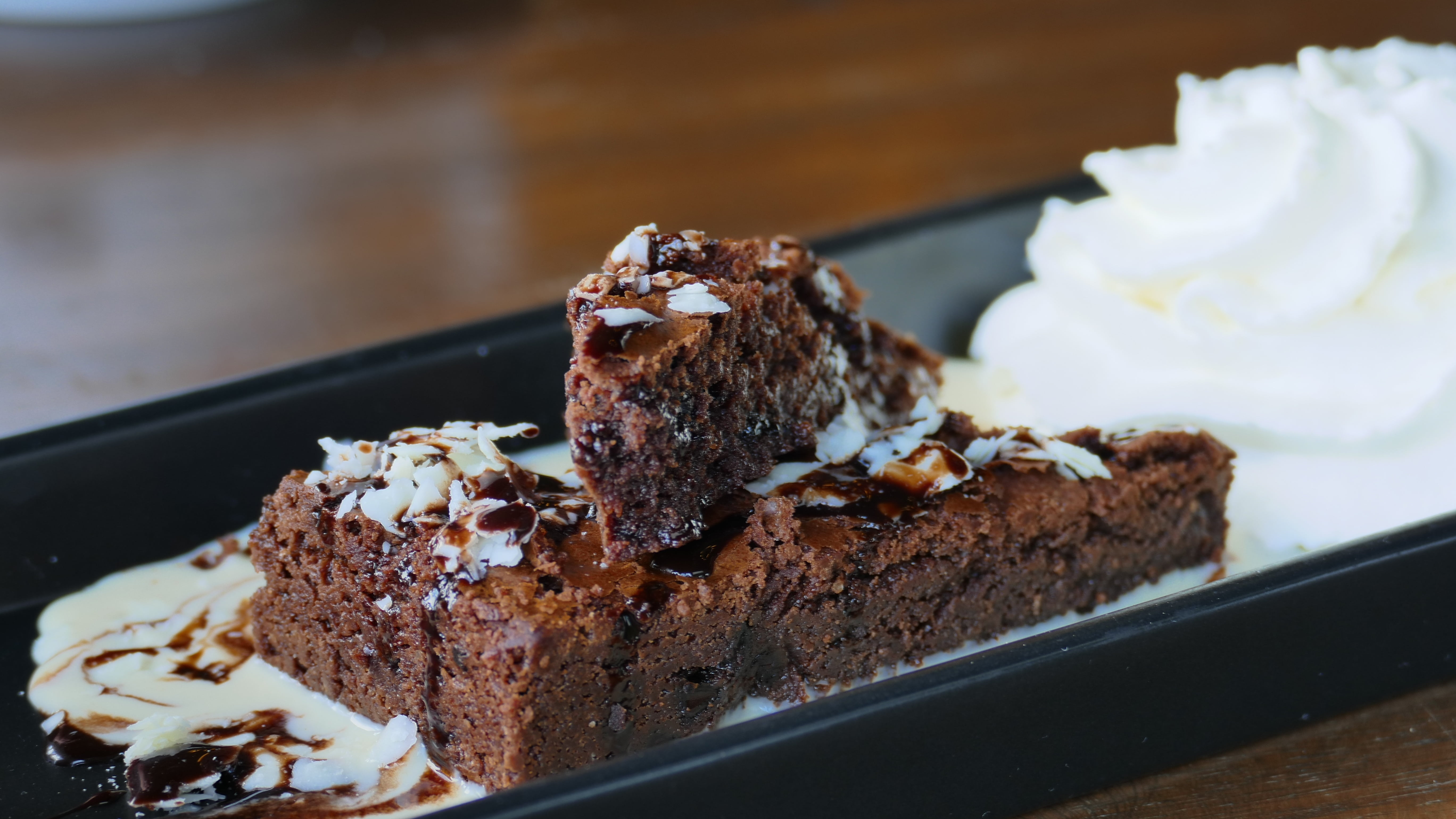 ice cream, brownie, eat, eiscafe, sweetness, ready-to-eat, calorie bomb, pastry, summer, plate, indoors, food, freshness, close-up, appetizing, dessert, HD Wallpaper