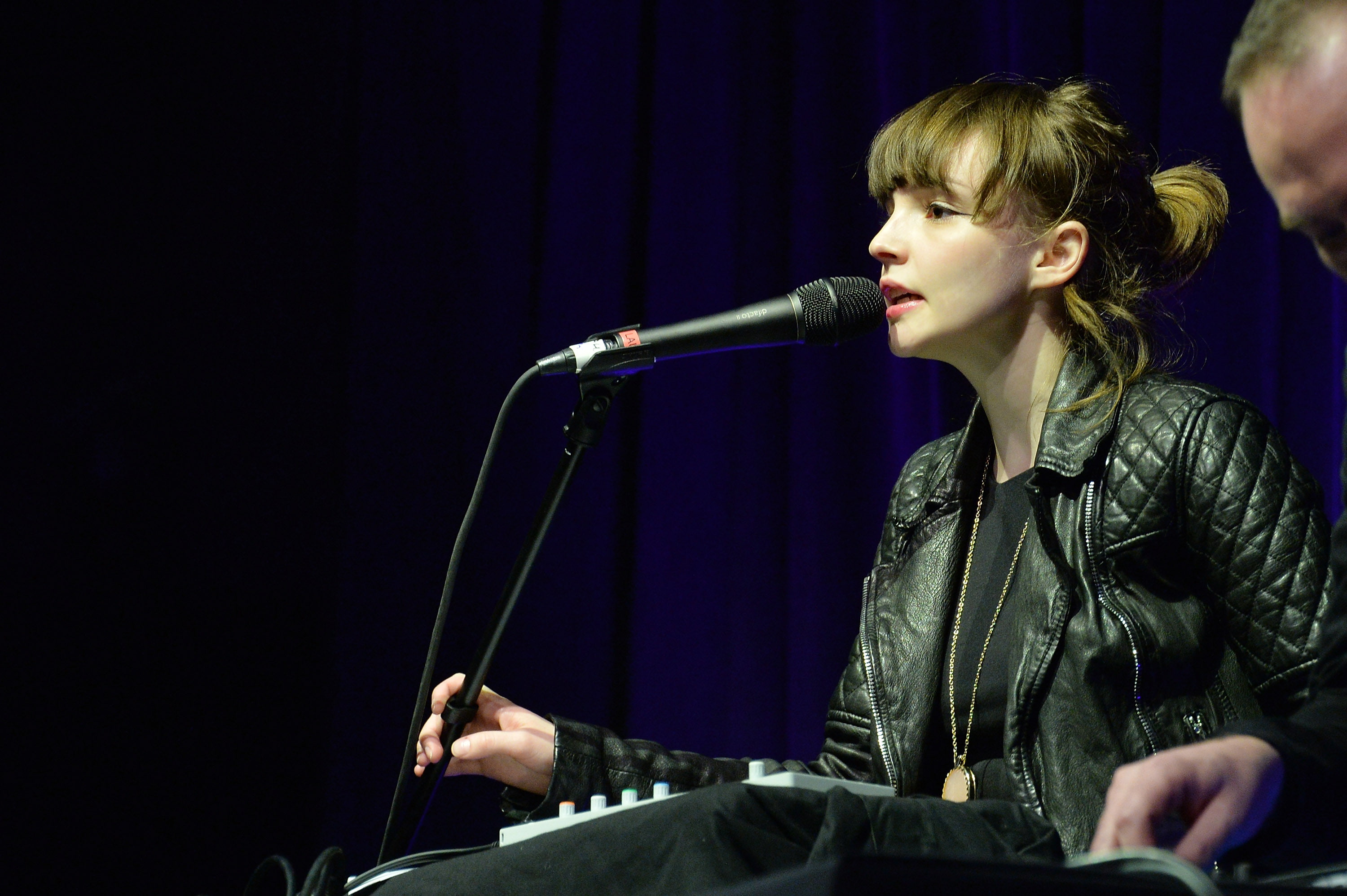 2K, Lauren Mayberry, Singers, HD Wallpaper