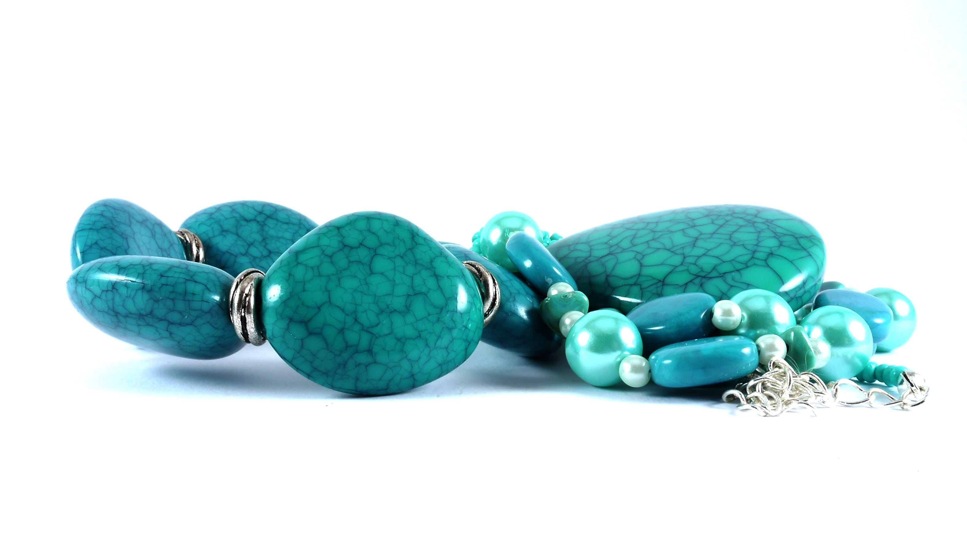 studio shot, white background, wellbeing, 2K, bracelets, jewelry, teal, still life, handmade, food and drink, copy space, stone, turquoise colored, nature, HD Wallpaper