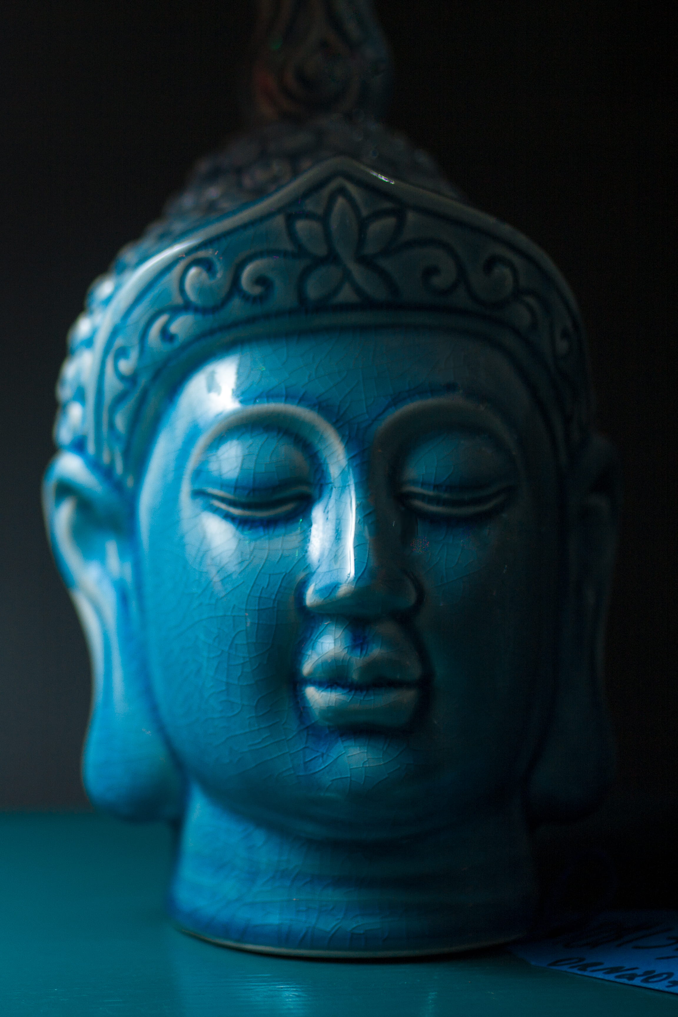 buddha, ceramic, head, spirituality, Buddhism, god, asia, close-up, belief, studio shot, male likeness, craft, religion, creativity, figurine, representation, Phone HD Wallpaper