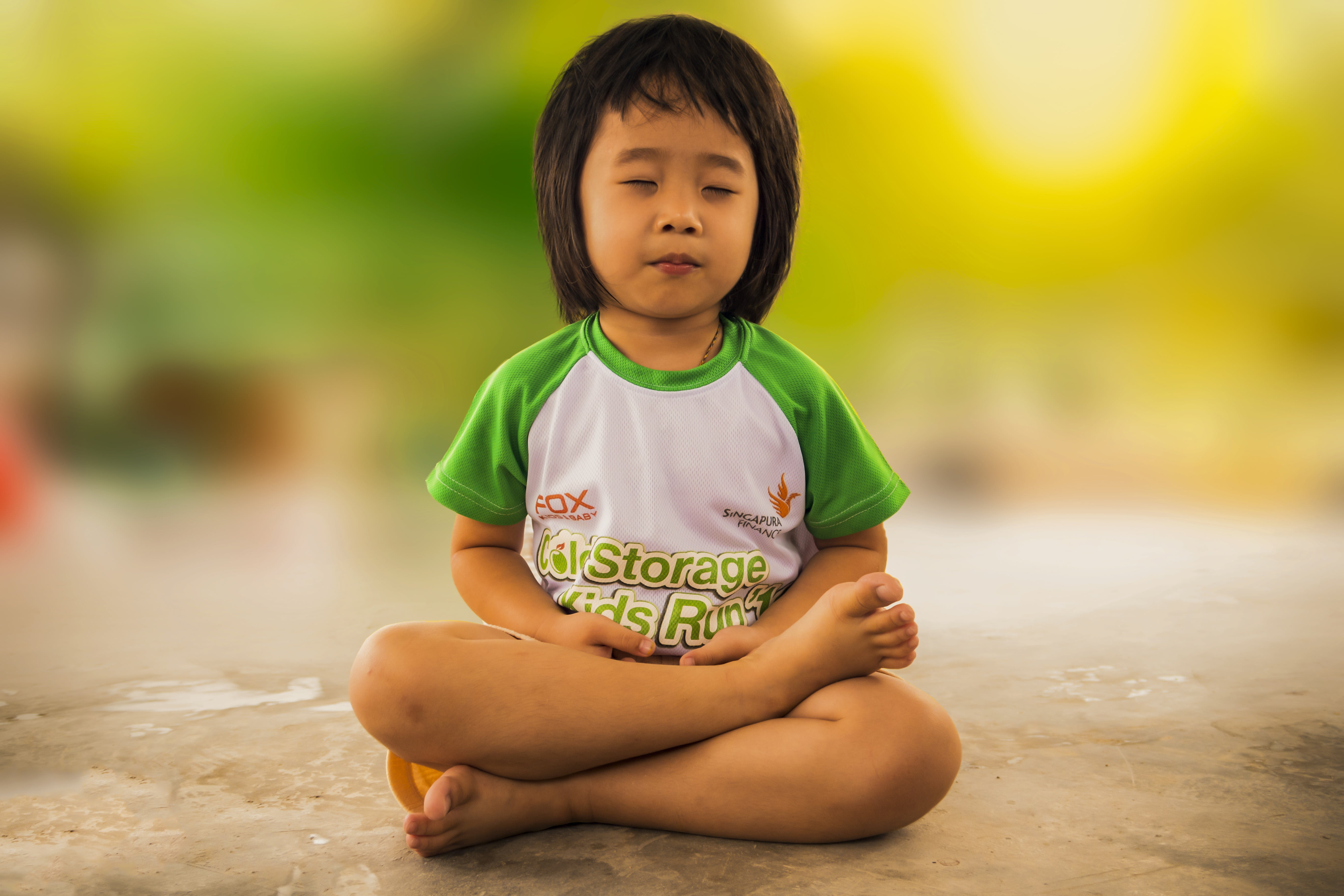 full length, boys, people, hairstyle, cross-legged, zen, little girl, relax, front view, yoga, girl, focus on foreground, white, crew, meditation, peaceful, HD Wallpaper
