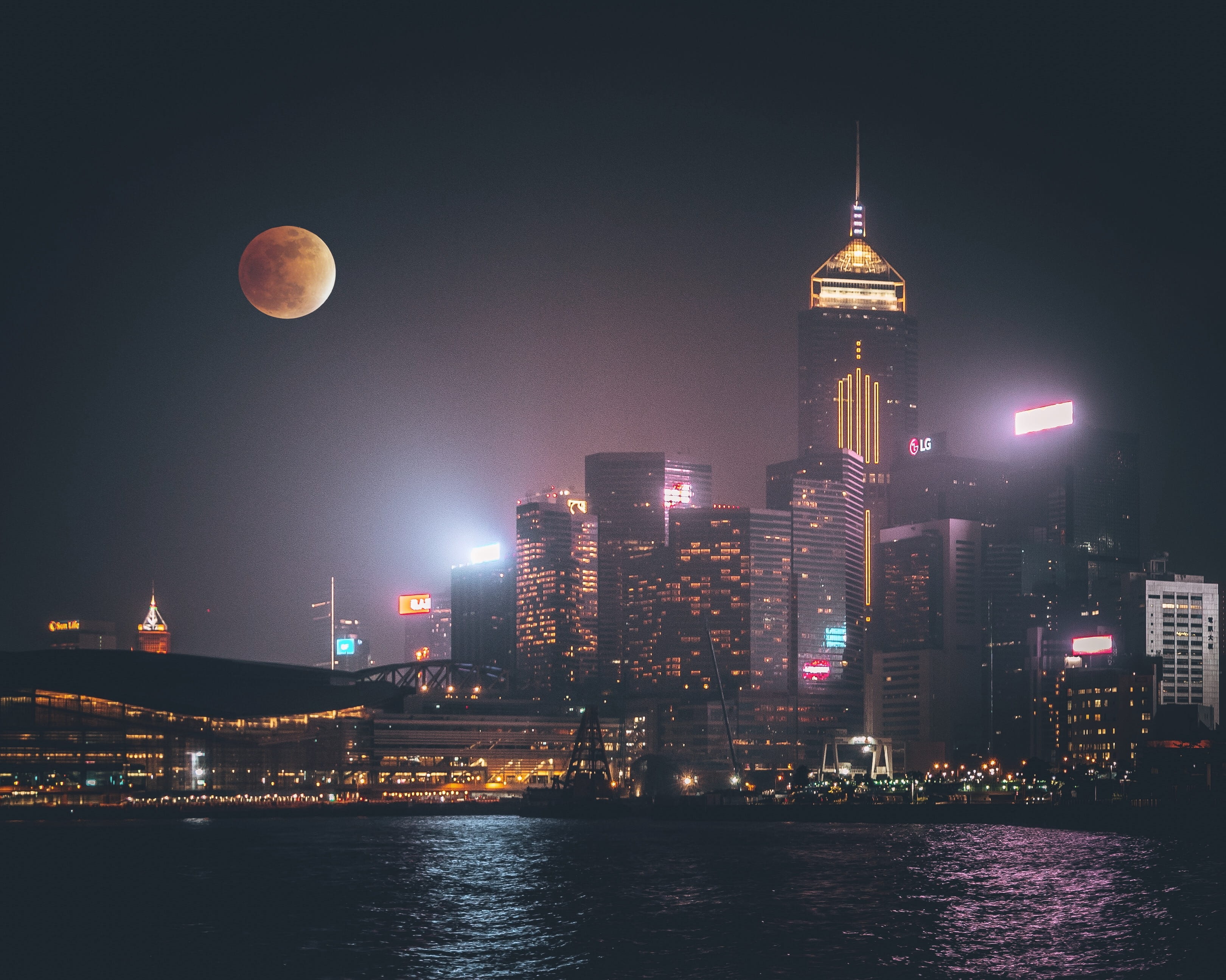 skyscraper, 2K, modern, outdoors, moon, waterfront, universe, landscape, financial district, moonlight, illuminated, travel destinations, building exterior, HD Wallpaper