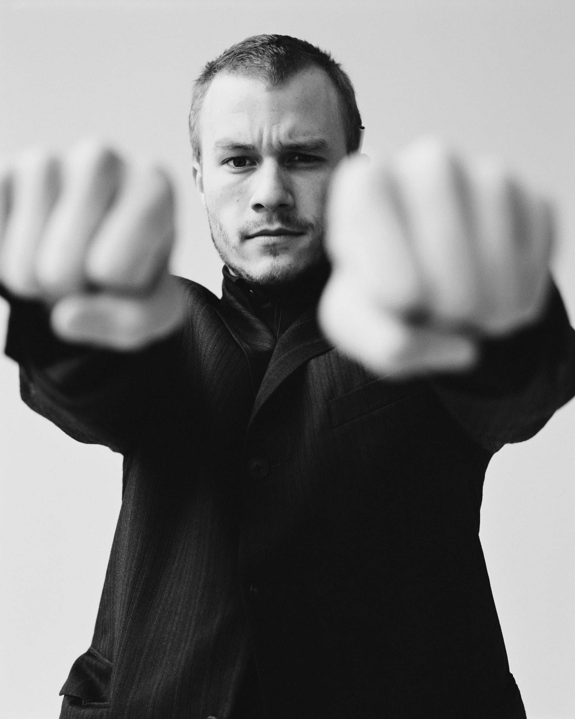 hd, ledger, grayscale, monochrome, 1080P, art, suit, heath, Phone HD Wallpaper
