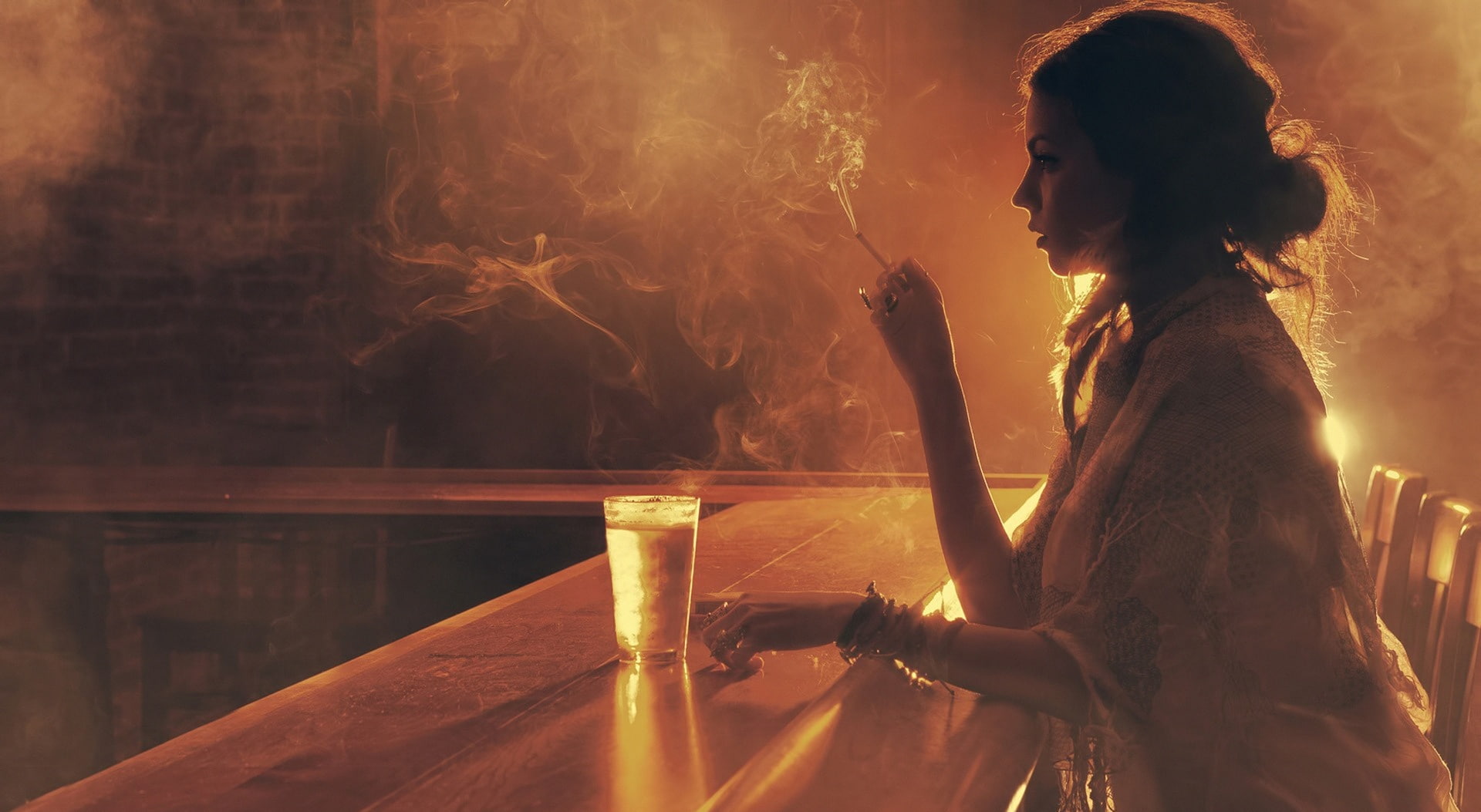 smoking - activity, women, leisure activity, adult, real people, Girls, waist up, smoke - physical structure, 1080P, one person, food and drink, bad habit, HD Wallpaper