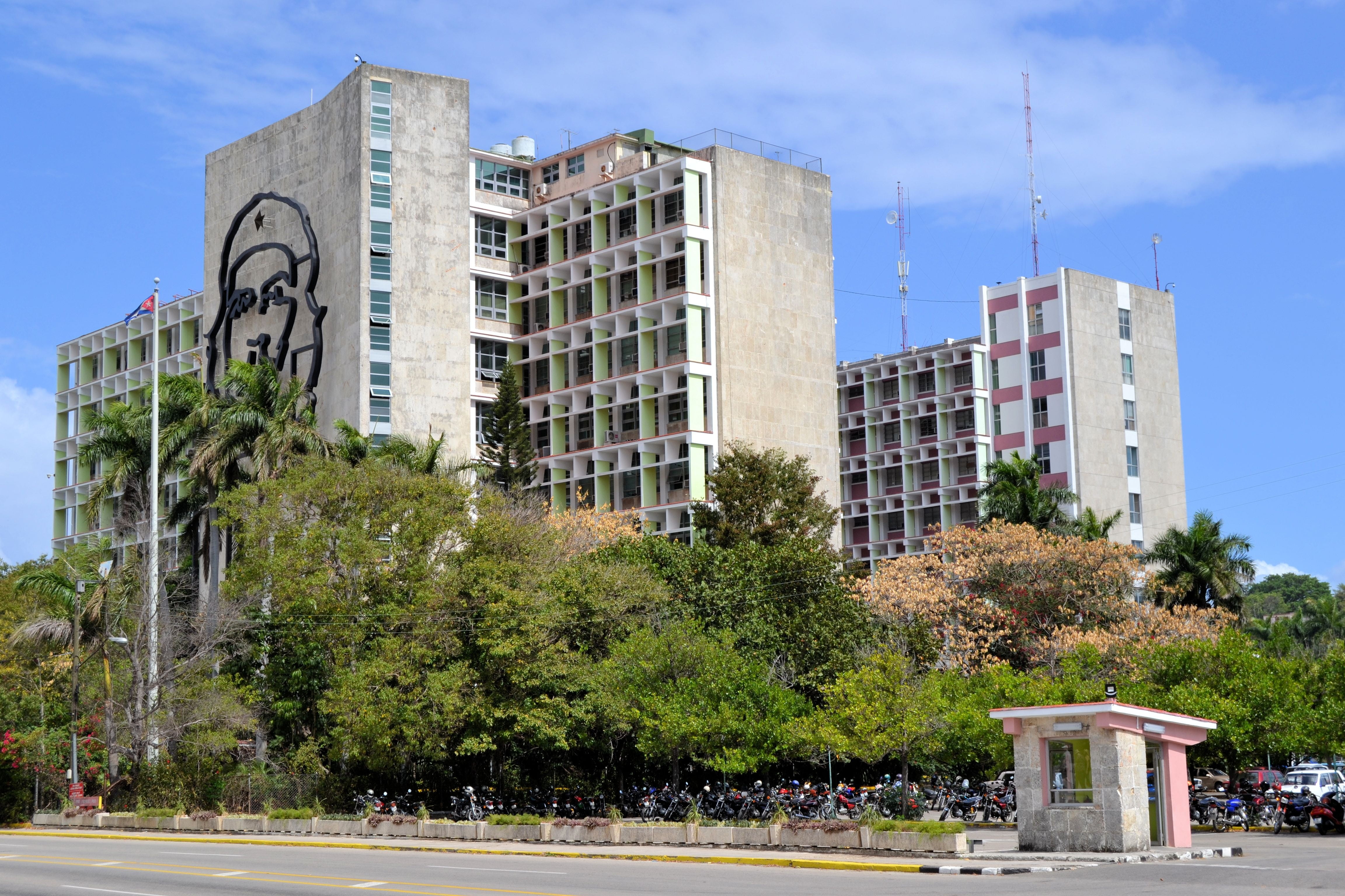 day, 4K, transportation, office building exterior, city life, skyscraper, built structure, residential district, nature, incidental people, cuba, building, HD Wallpaper