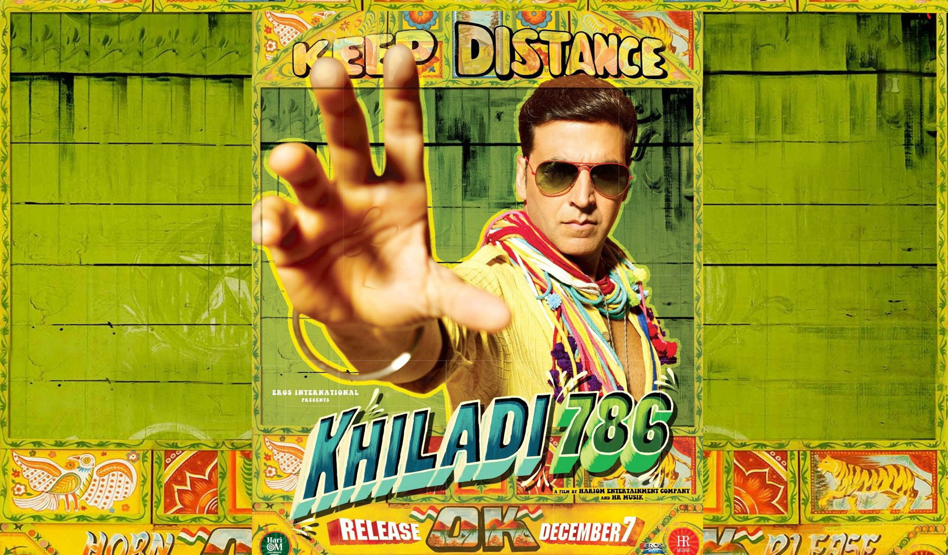 communication, khiladi, distancekhiladi, child, looking at camera, architecture, front view, one person, fashion, kumar, multi colored, young adult, portrait, HD Wallpaper