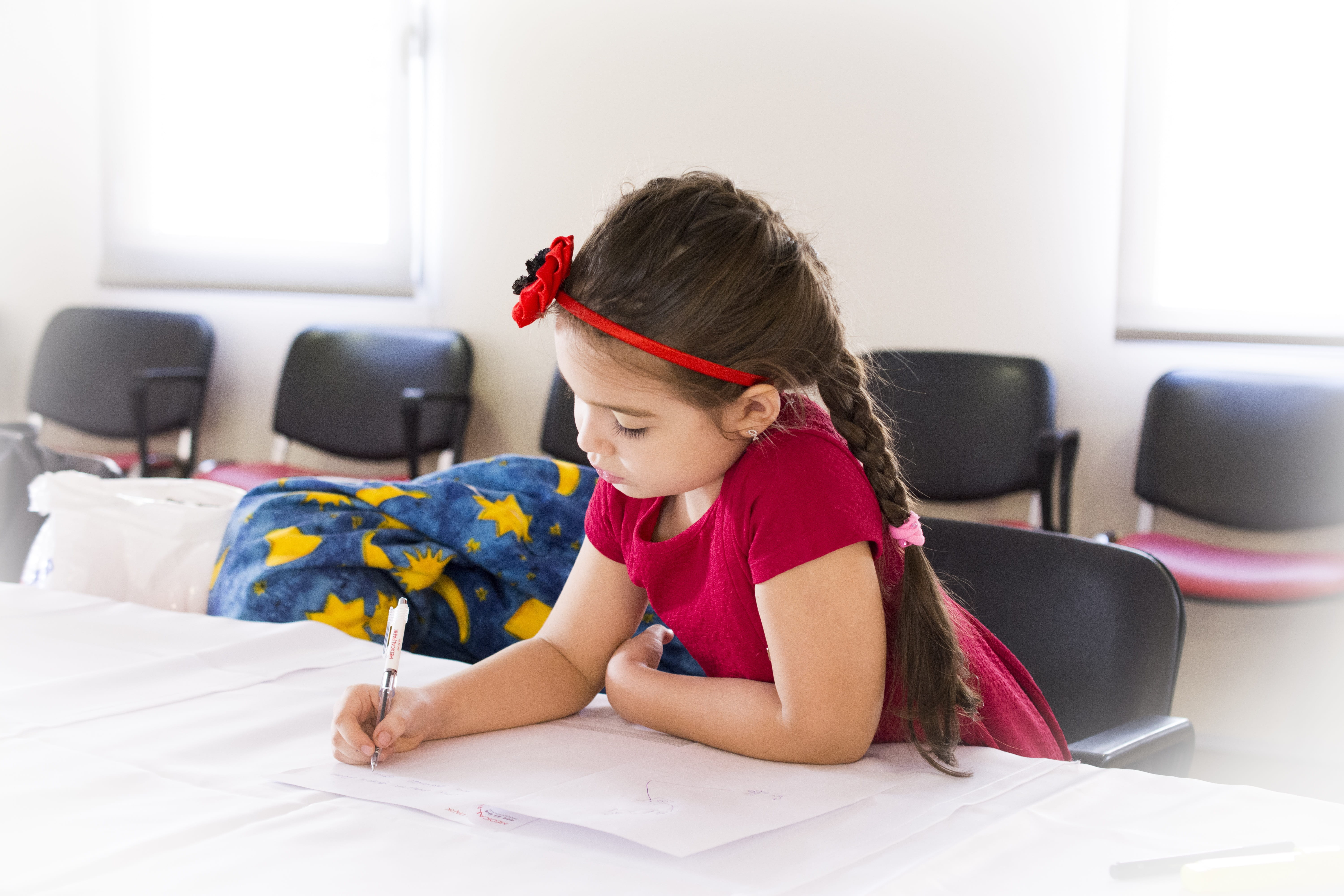 flower, study, studying, lying down, sitting, dress, pen, holding, red, females, furniture, women, hairdo, table, chairs, concentration, paper, girls, headband, HD Wallpaper