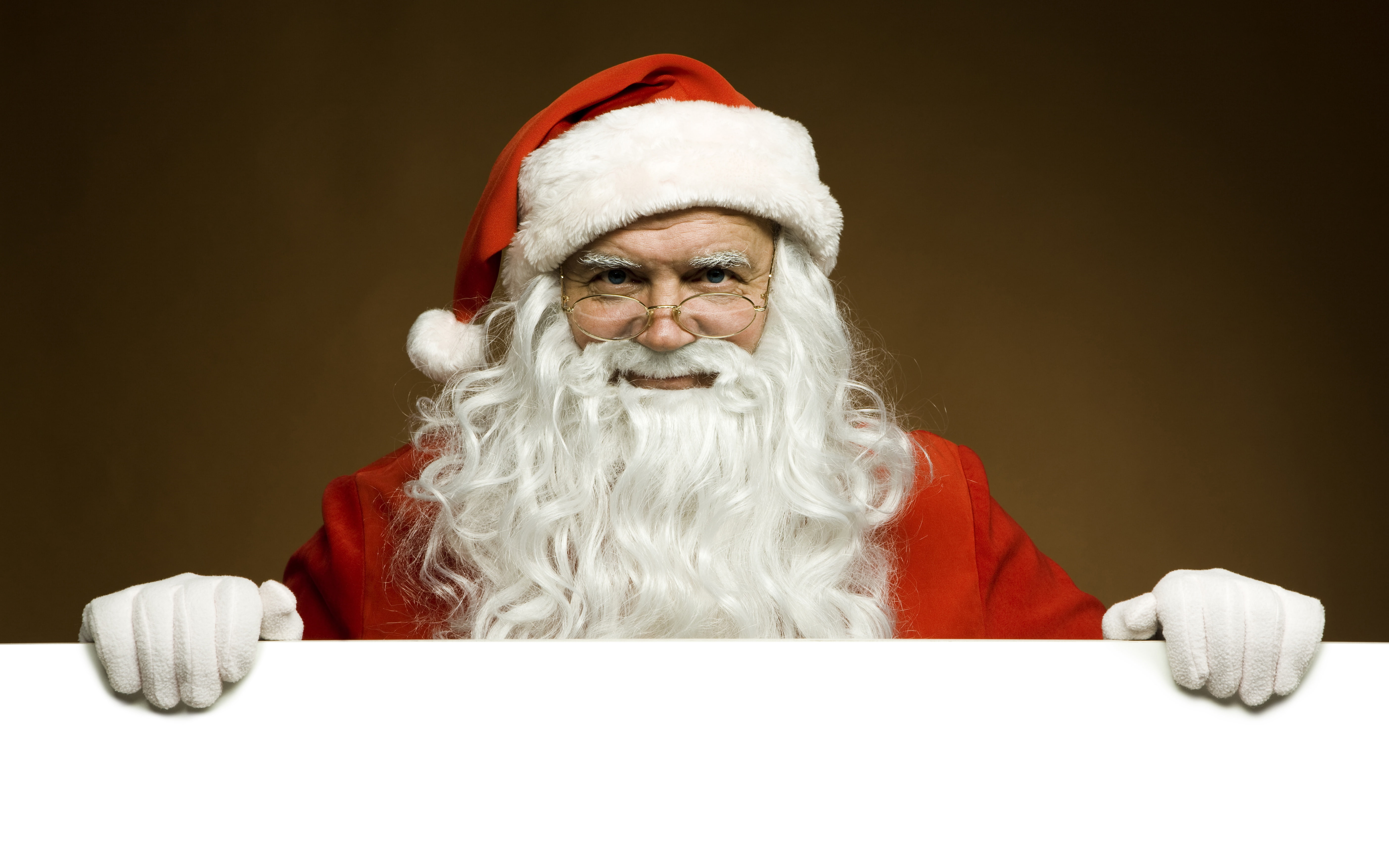 brown, Christmas, 5K, face, background, cap, costume, a clean sheet, Santa, white canvas, for labels, Santa Claus, clean space, beard, white, claus, red, HD Wallpaper