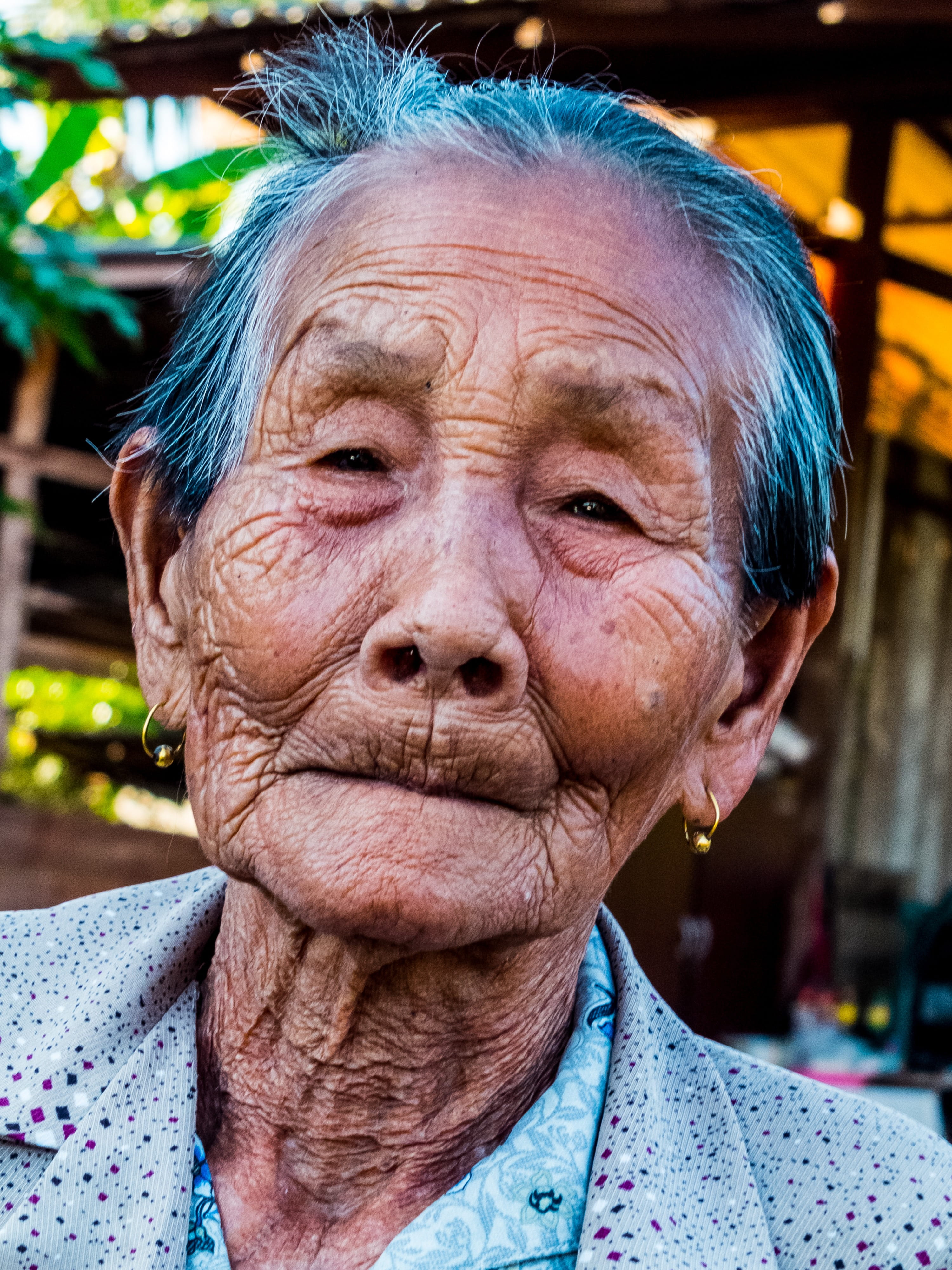 wearing, contemplation, focus on foreground, one Person, human Face, old, close-up, wrinkled, people, theyneed face, gray, outdoors, close, thailand, aging Process, Phone HD Wallpaper