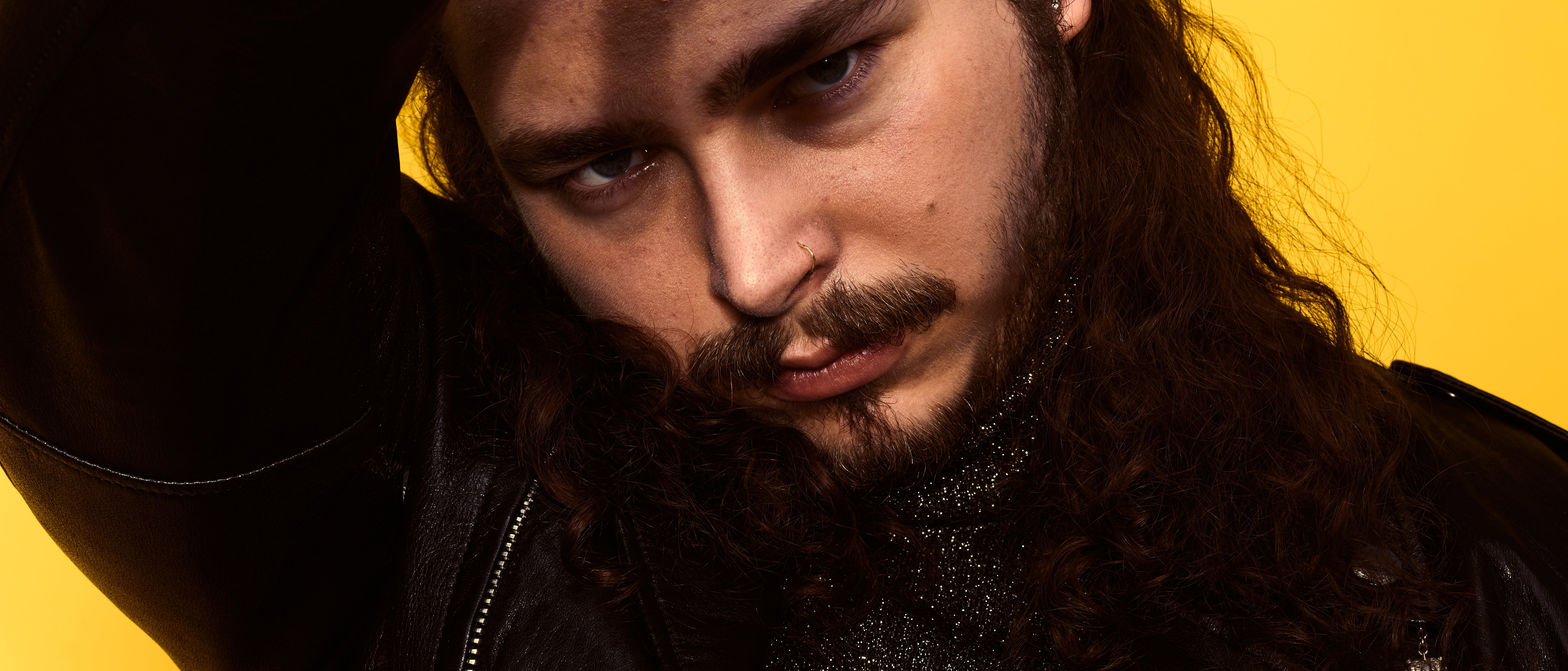 looking, emotion, male celebrities, depression - sadness, adult, beard, headshot, looking at camera, indoors, post malone, 8k, sadness, music, brown hair, HD Wallpaper