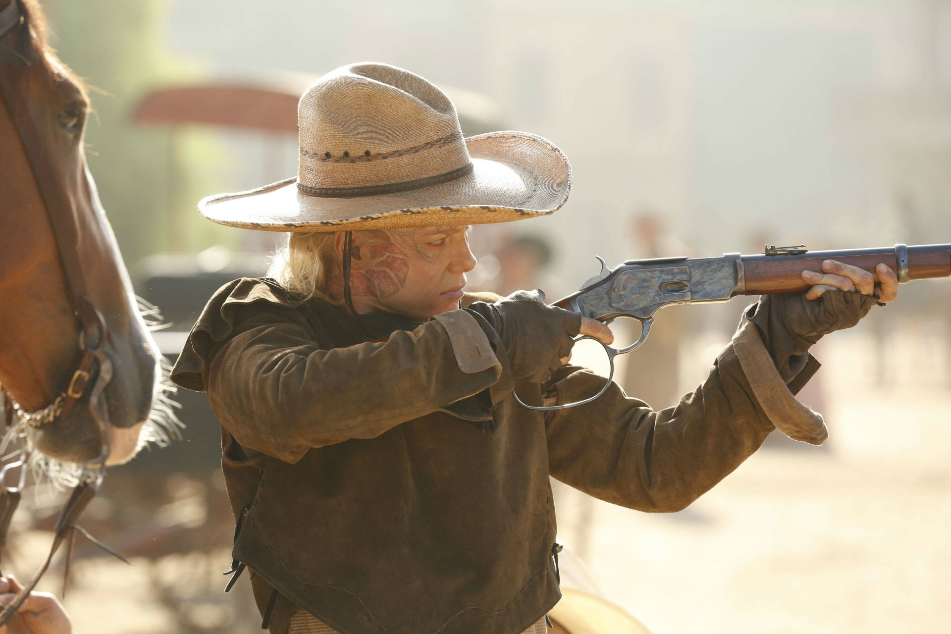 Westworld, sunlight, Ingrid Bolsø Berdal, holding, senior adult, waist up, Woman, 1080P, hat, Gun, front view, leisure activity, people, weapon, clothing, HD Wallpaper
