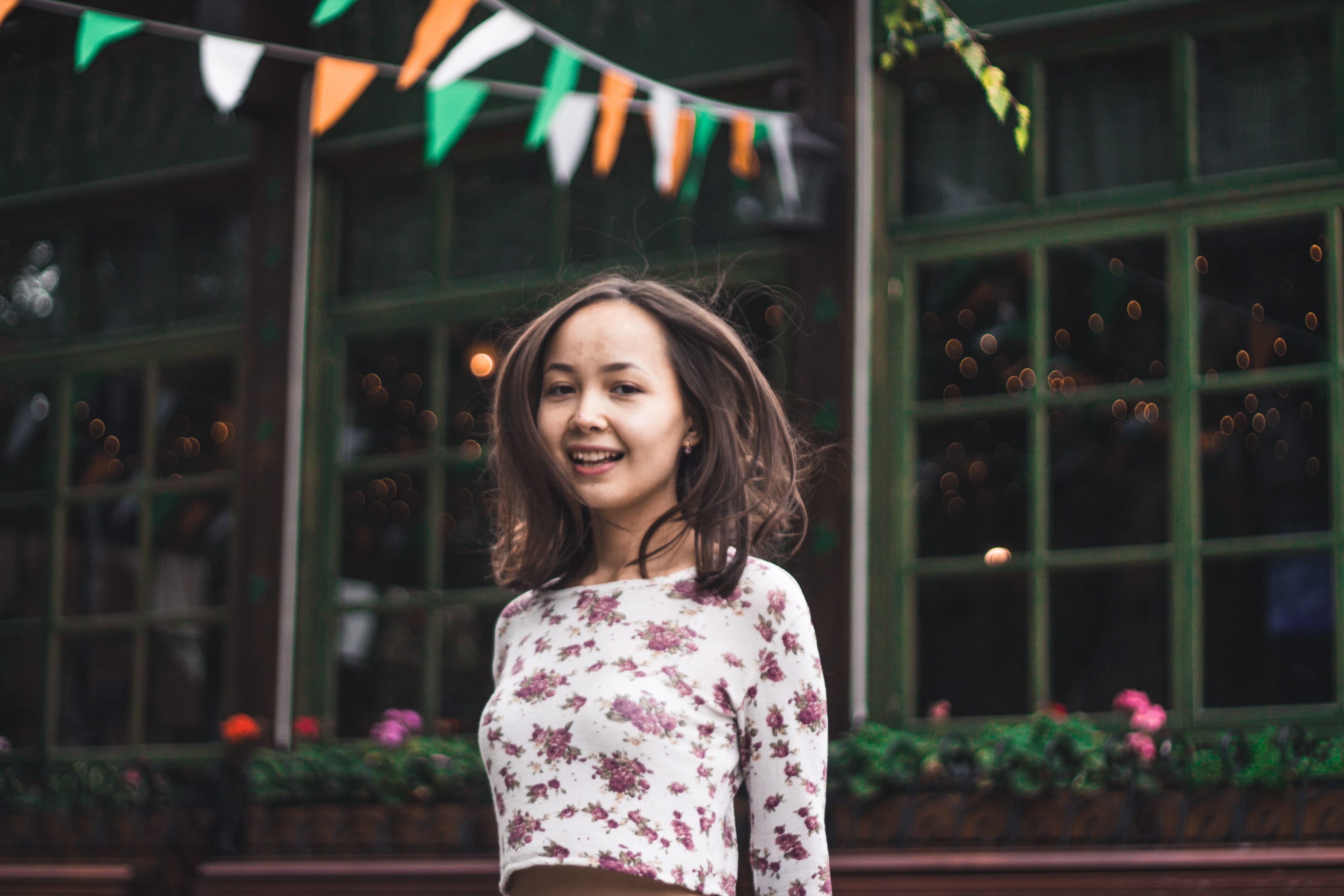 potted plant, women, akademgorodok, 4K, smile, real people, portrait, buntings, females, plant, child, face, one person, hairstyle, front view, girl, casual clothing, HD Wallpaper