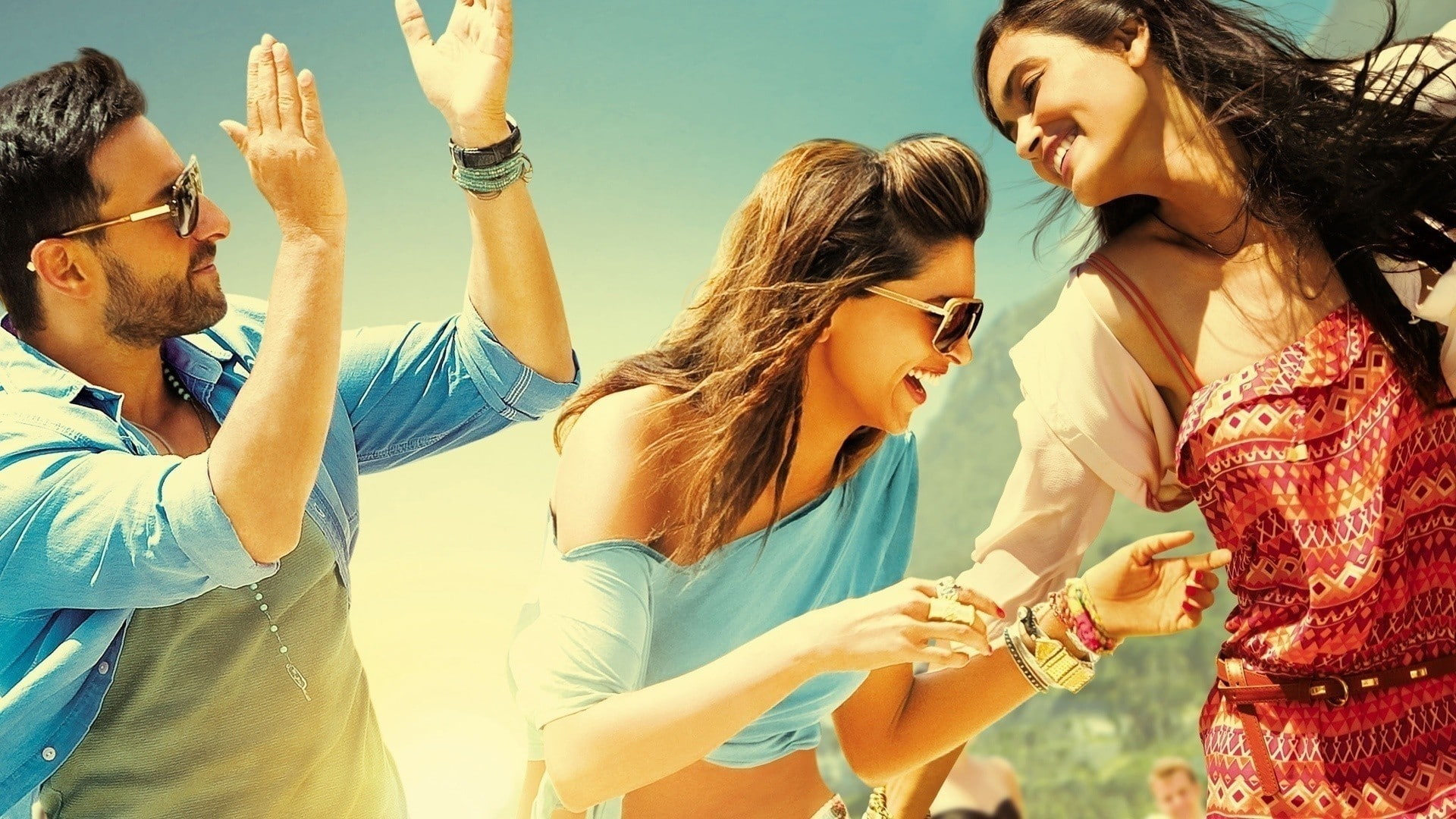 togetherness, women, people, sunglasses, standing, Guy, enjoyment, adult, lifestyles, smiling, glasses, arms raised, casual clothing, human arm, group of people, HD Wallpaper