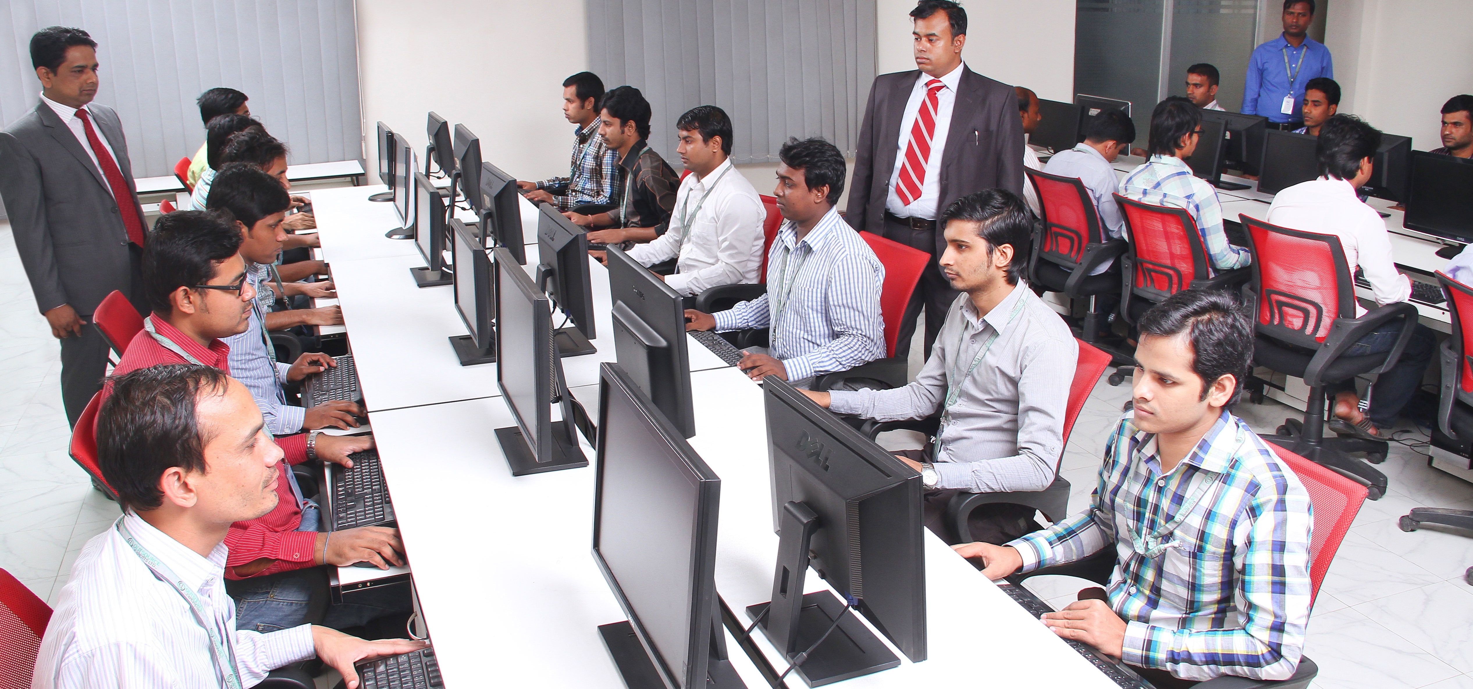 men, indian, group, young women, women, group of people, young adult, business person, information technology, meeting, business, corporate business, males, HD Wallpaper